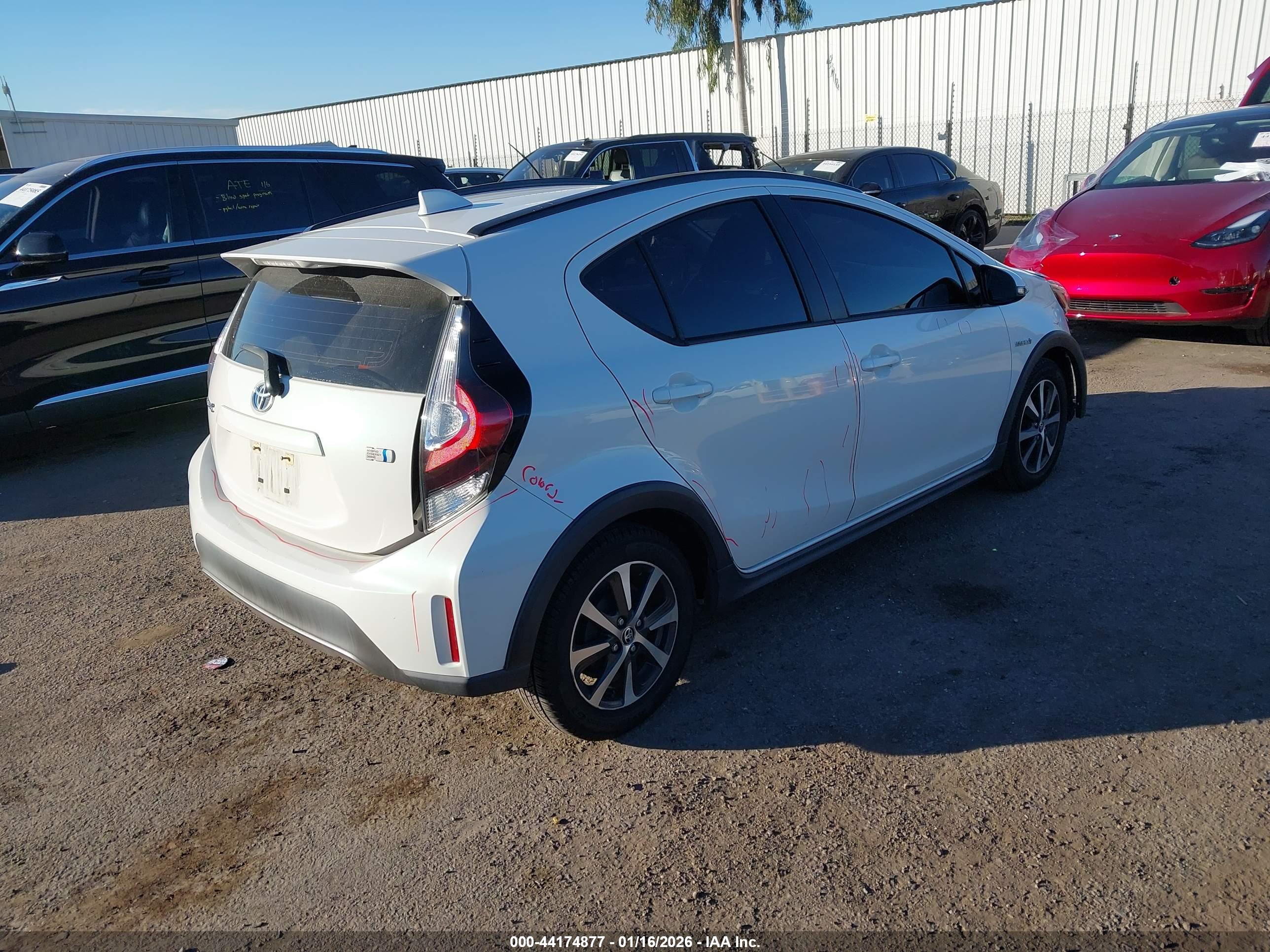 TOYOTA PRIUS image 4