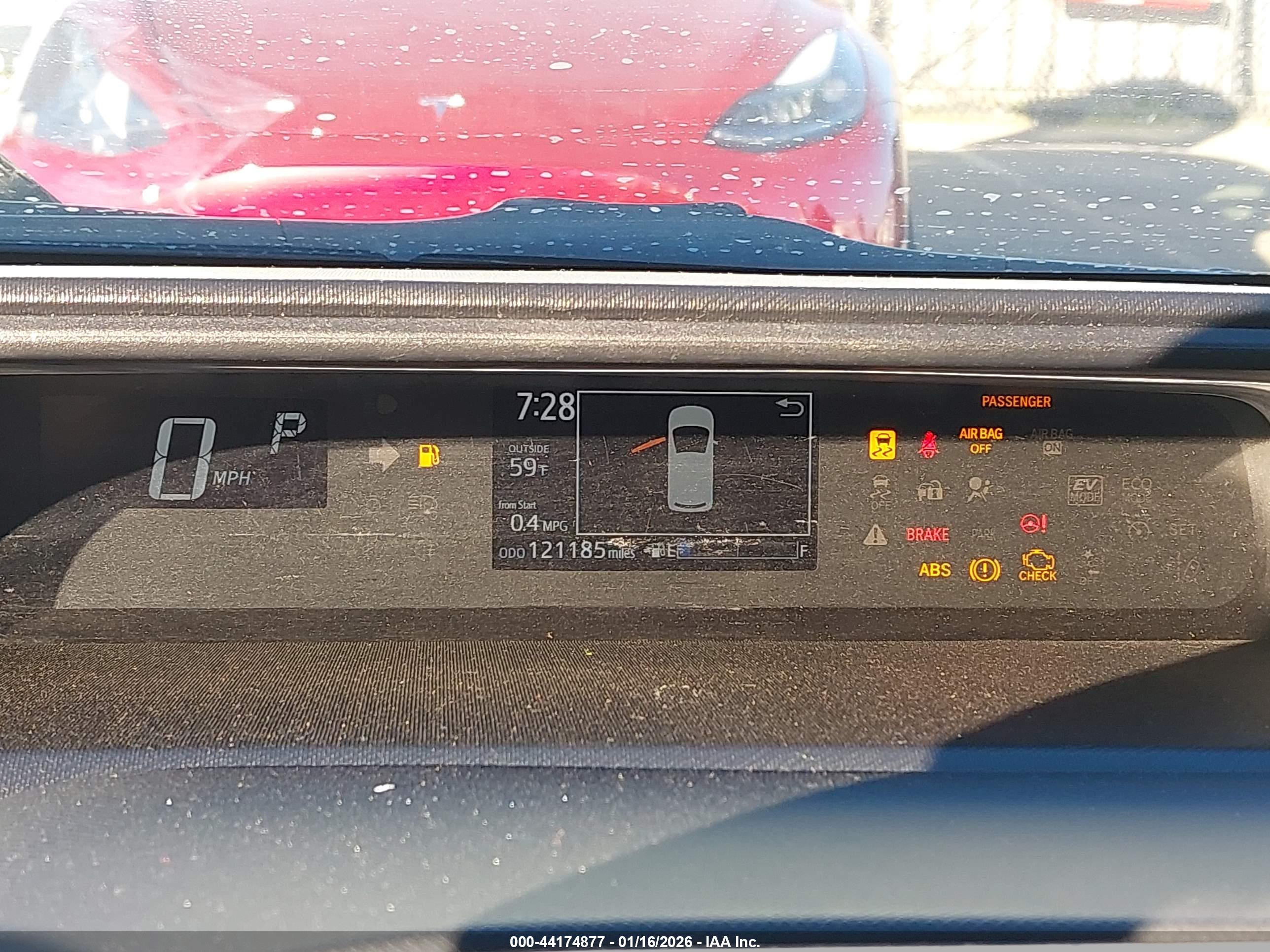 TOYOTA PRIUS image 7