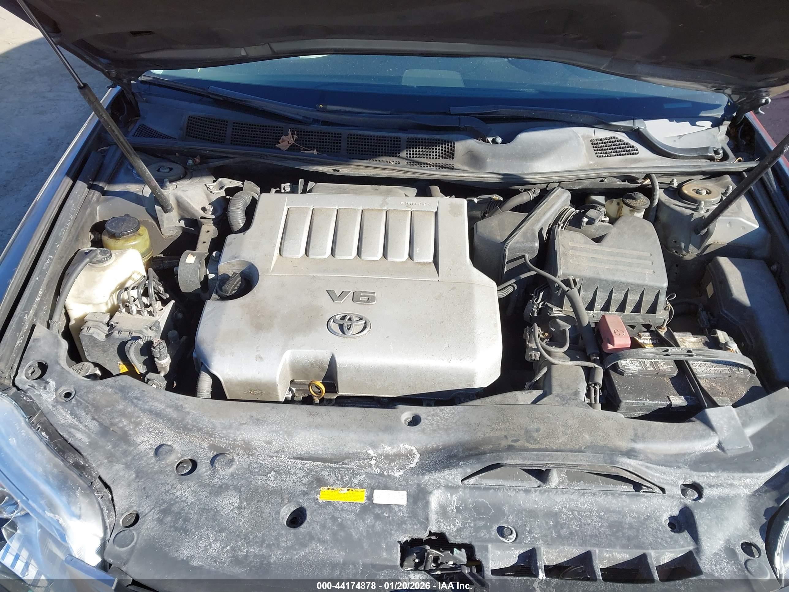 TOYOTA AVALON image 10