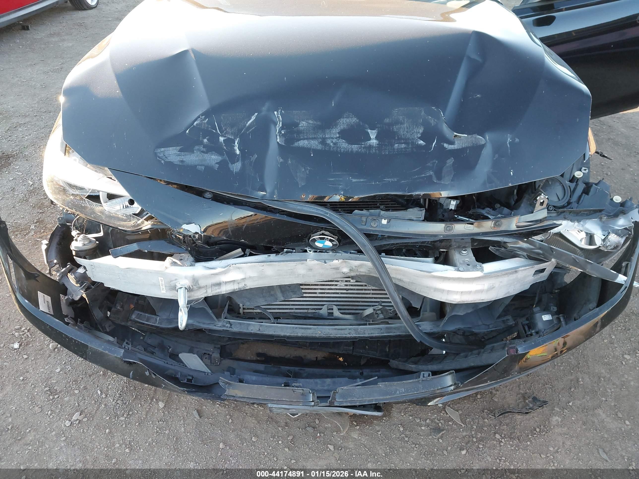 BMW 328I image 6
