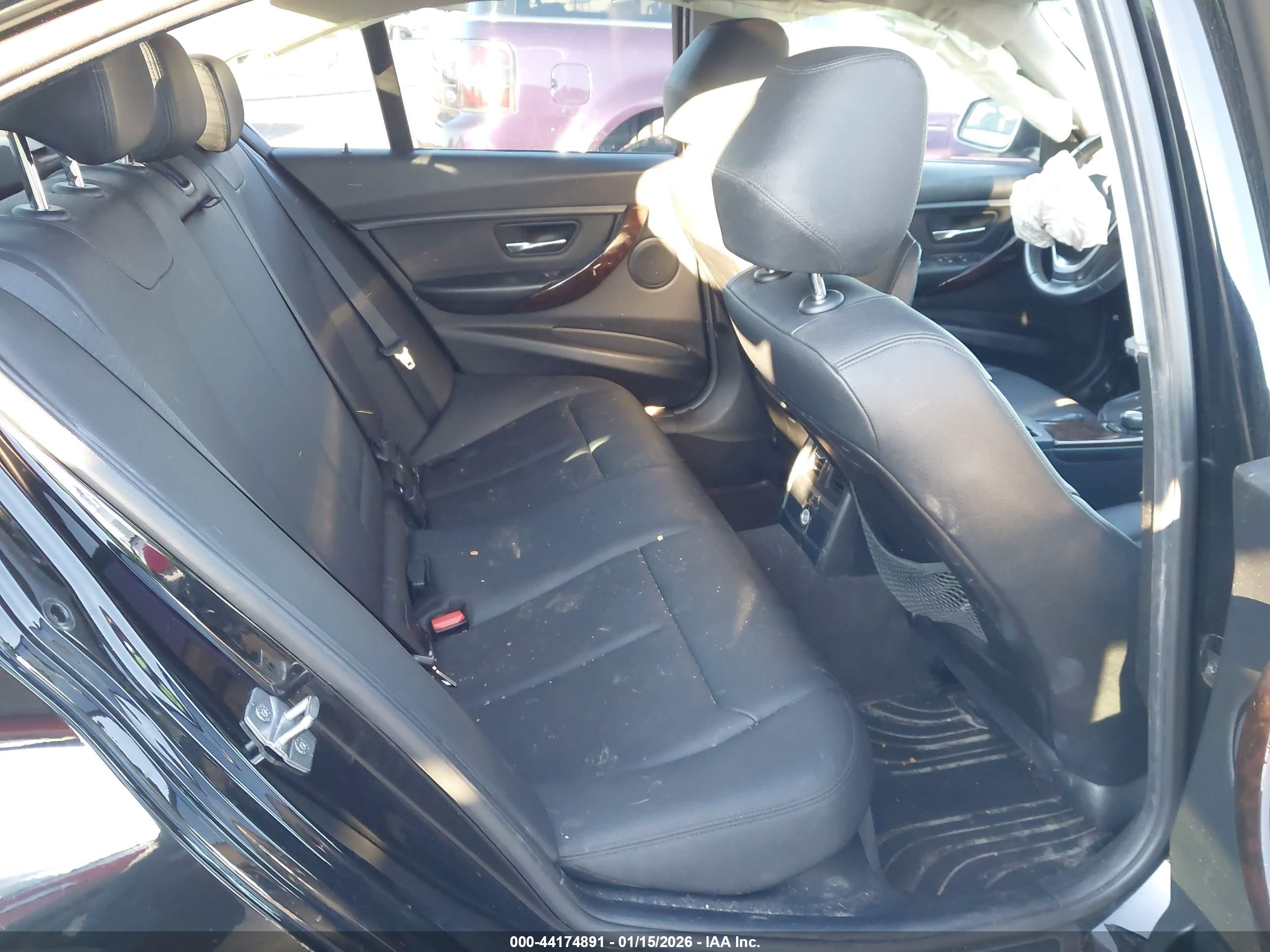 BMW 328I image 8