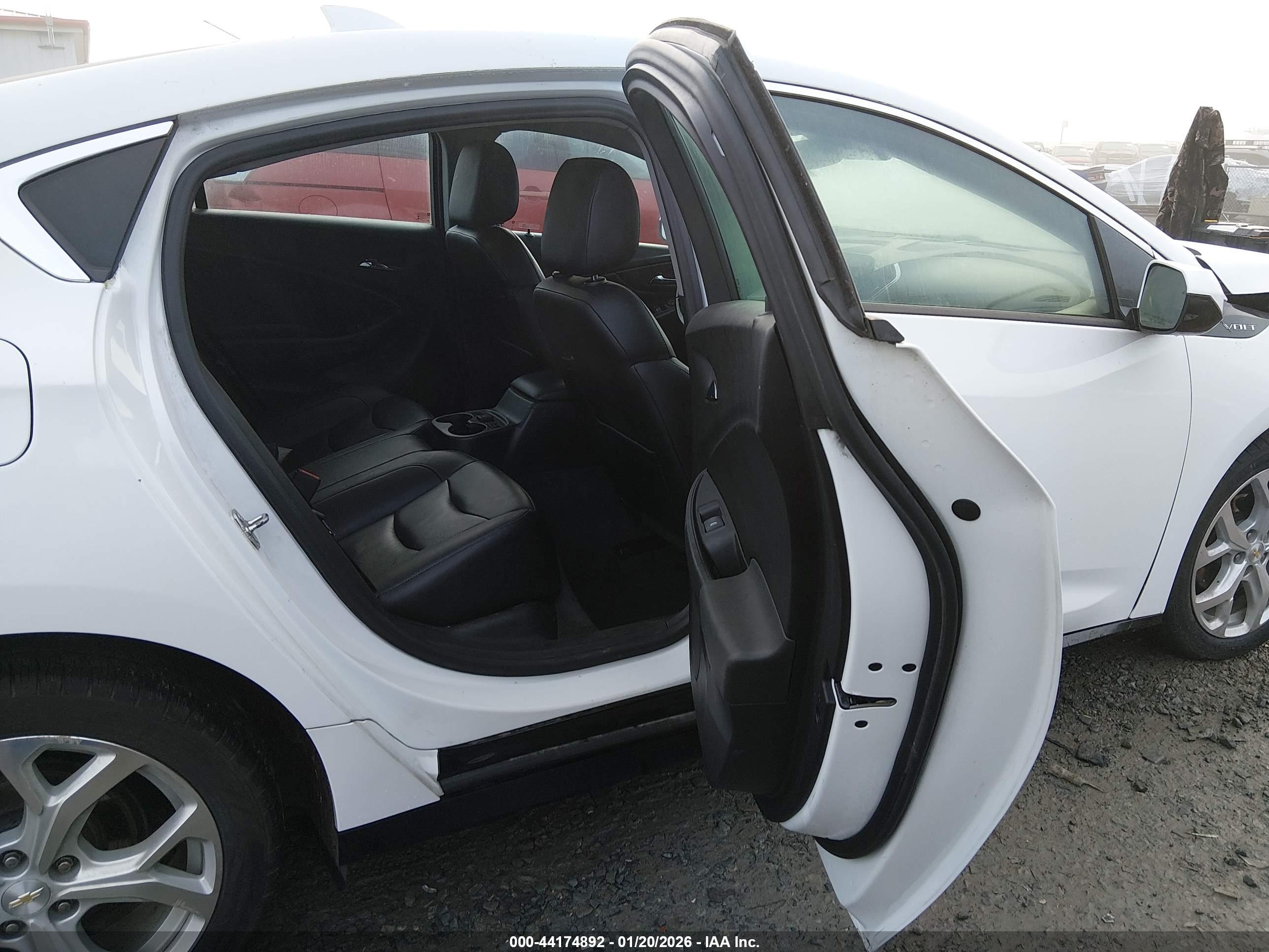 CHEVROLET VOLT image 8