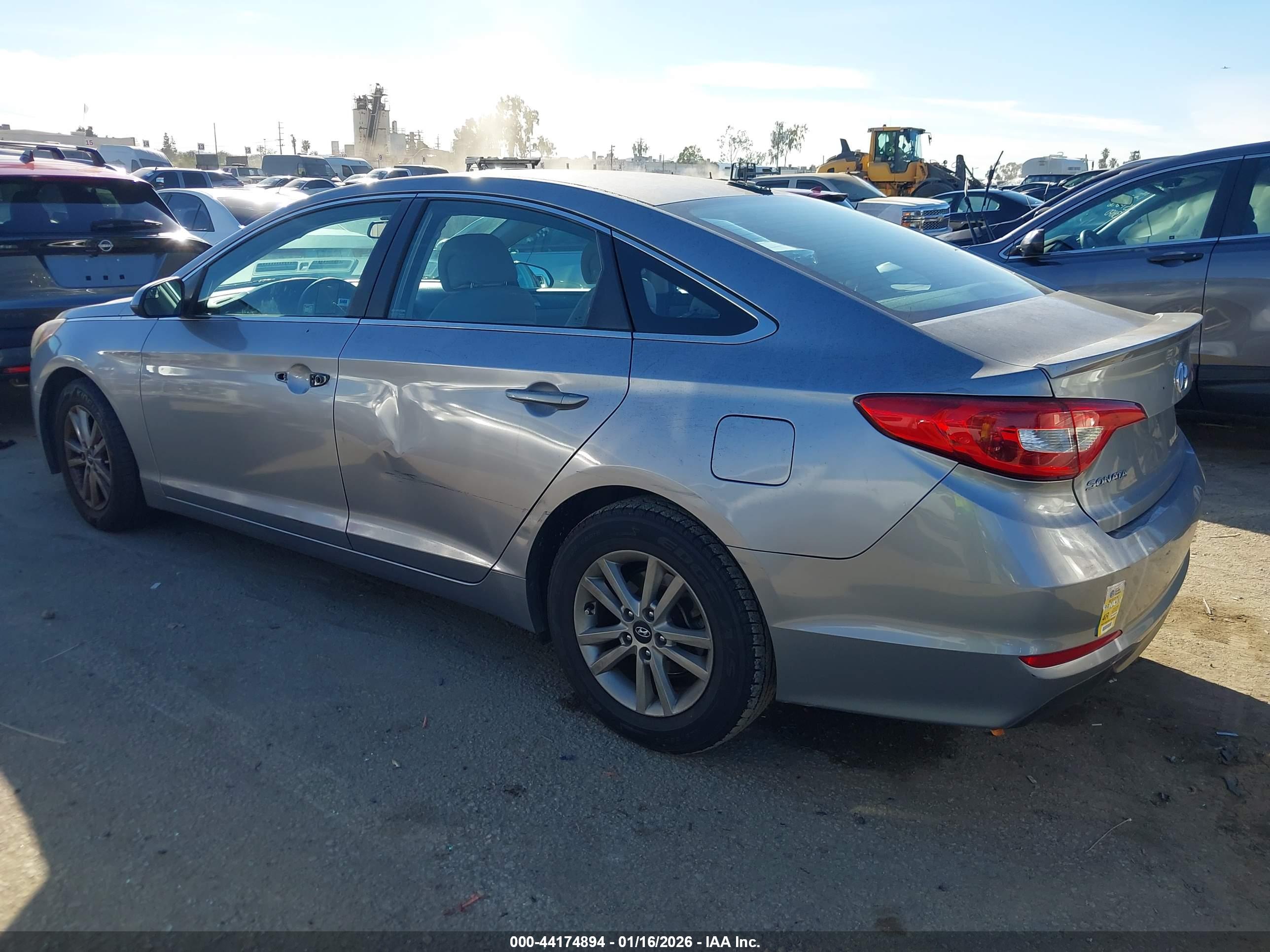 HYUNDAI SONATA image 3