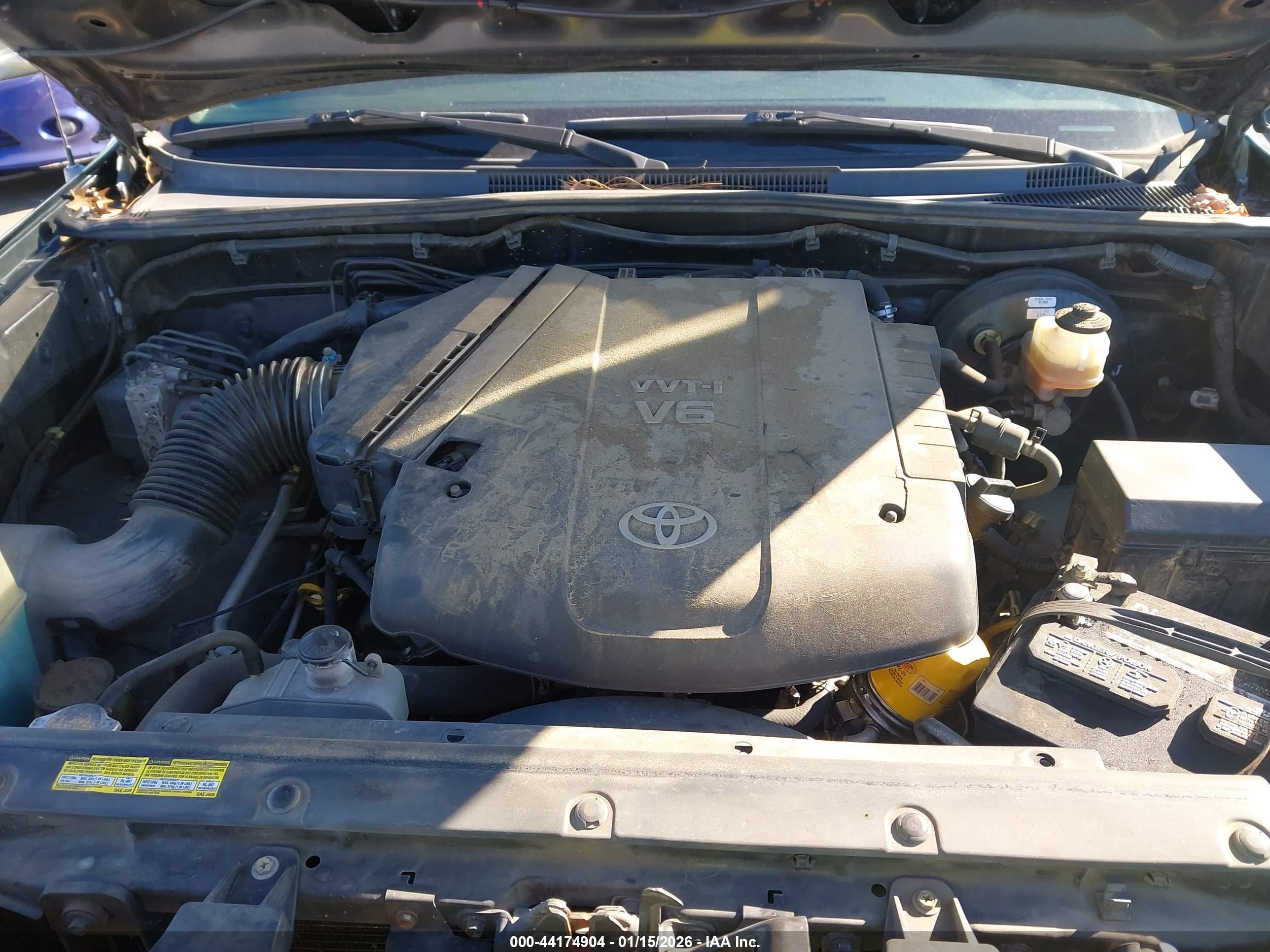 TOYOTA TACOMA image 10