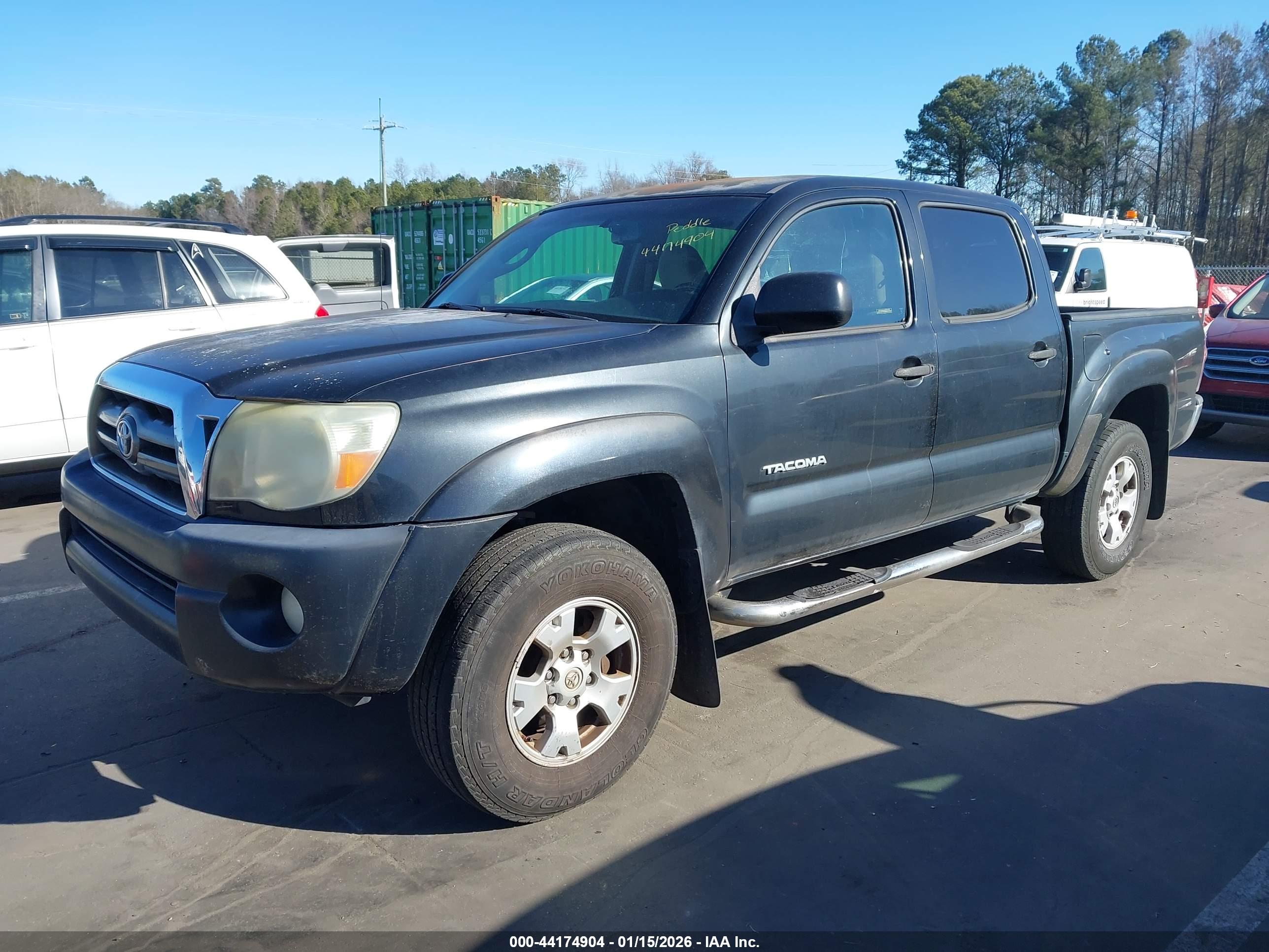 TOYOTA TACOMA image 2
