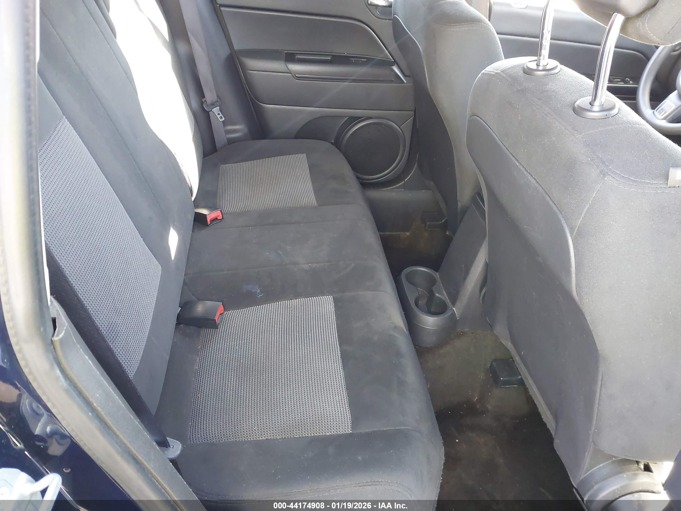 JEEP COMPASS image 8