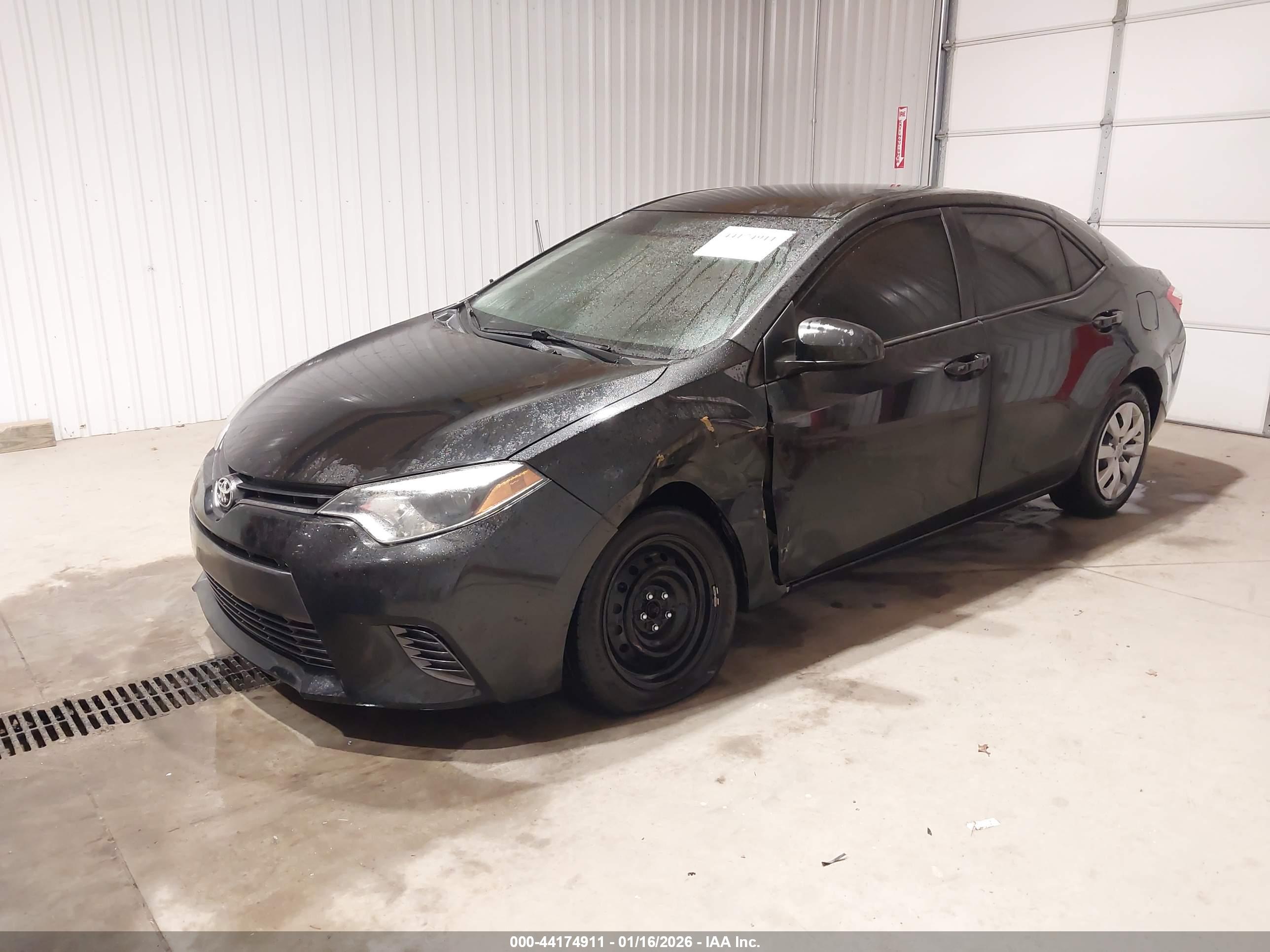 TOYOTA COROLLA image 2