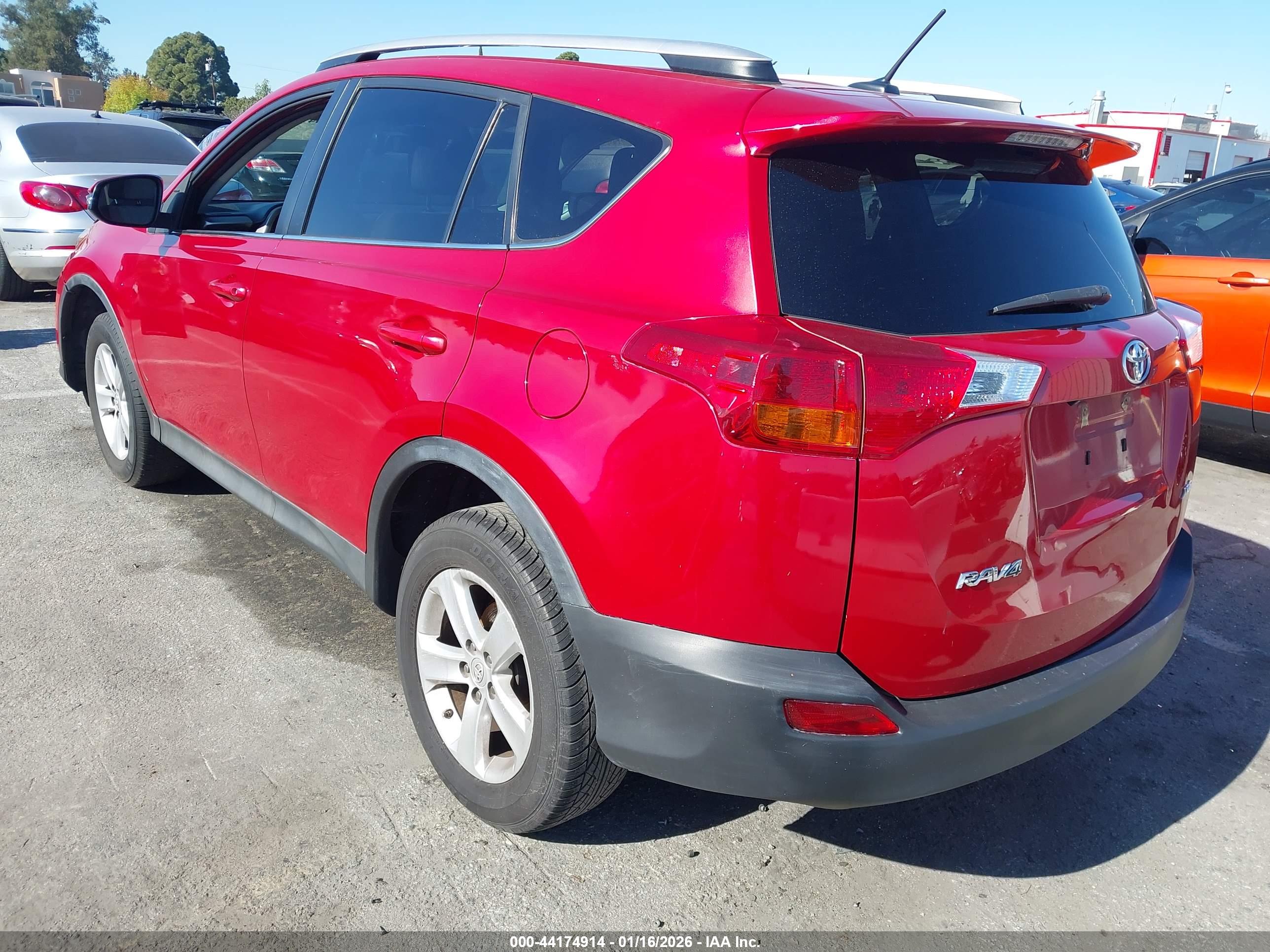TOYOTA RAV4 image 3