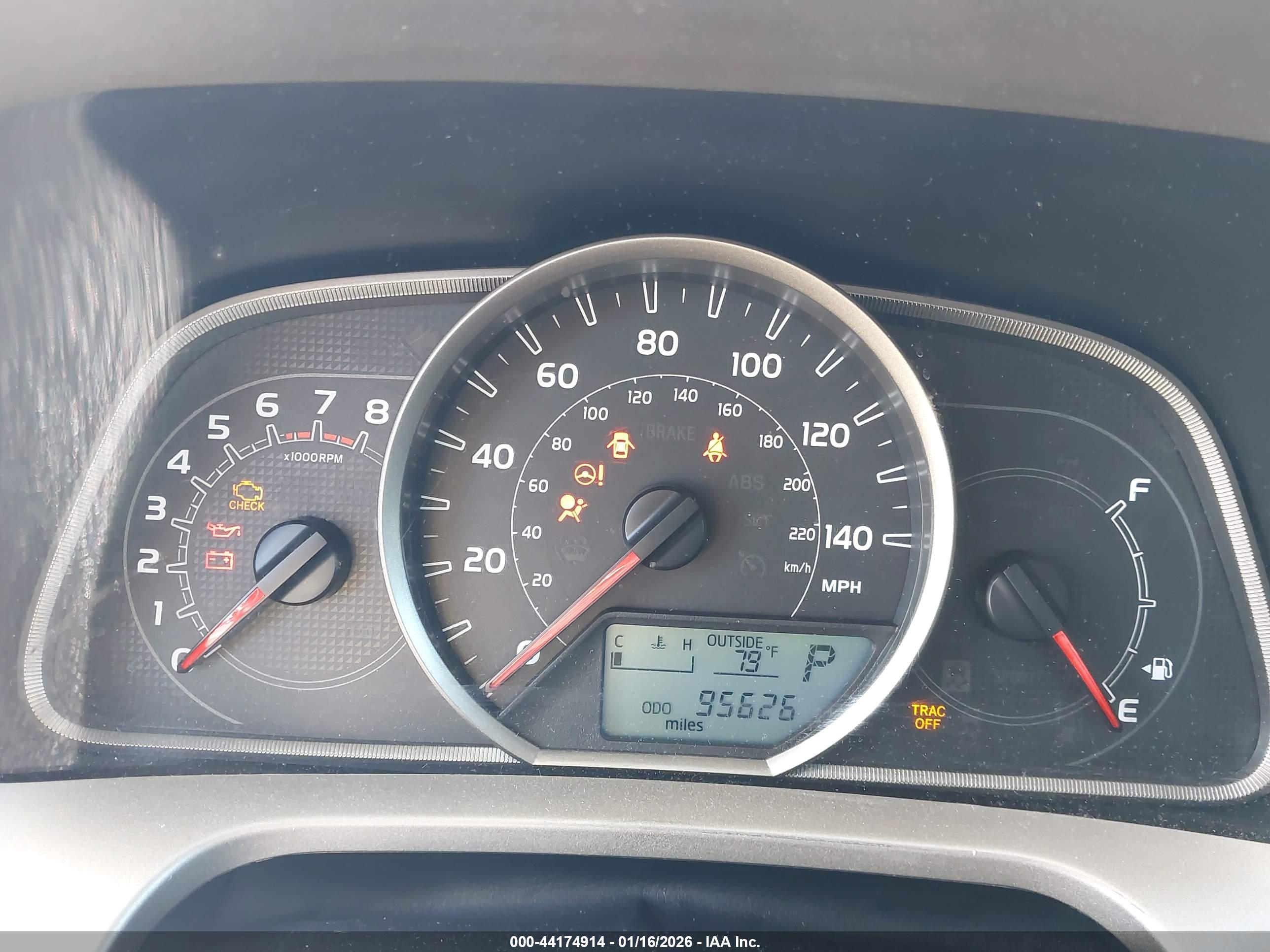 TOYOTA RAV4 image 7