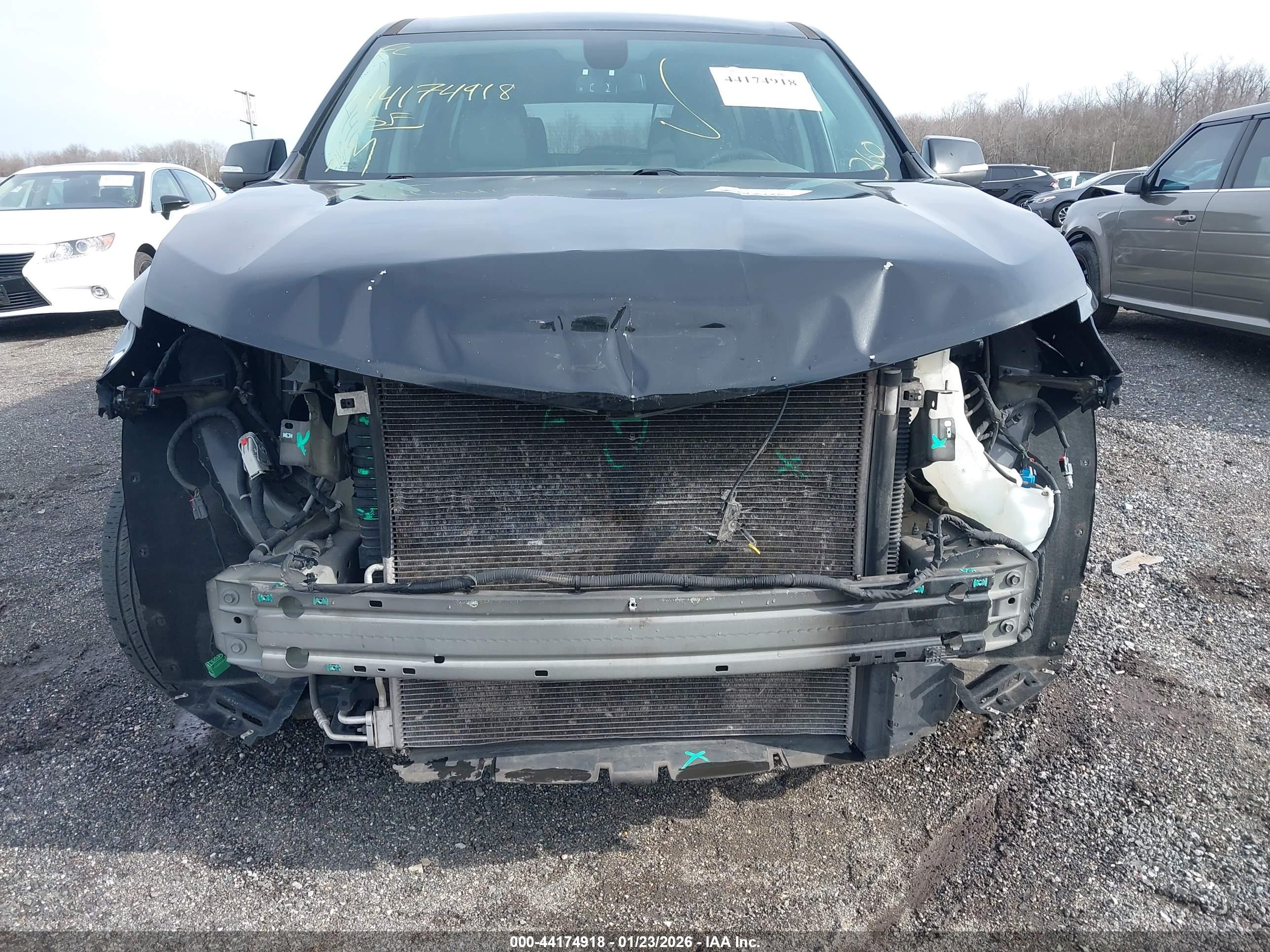 CHEVROLET TRAVERSE image 6