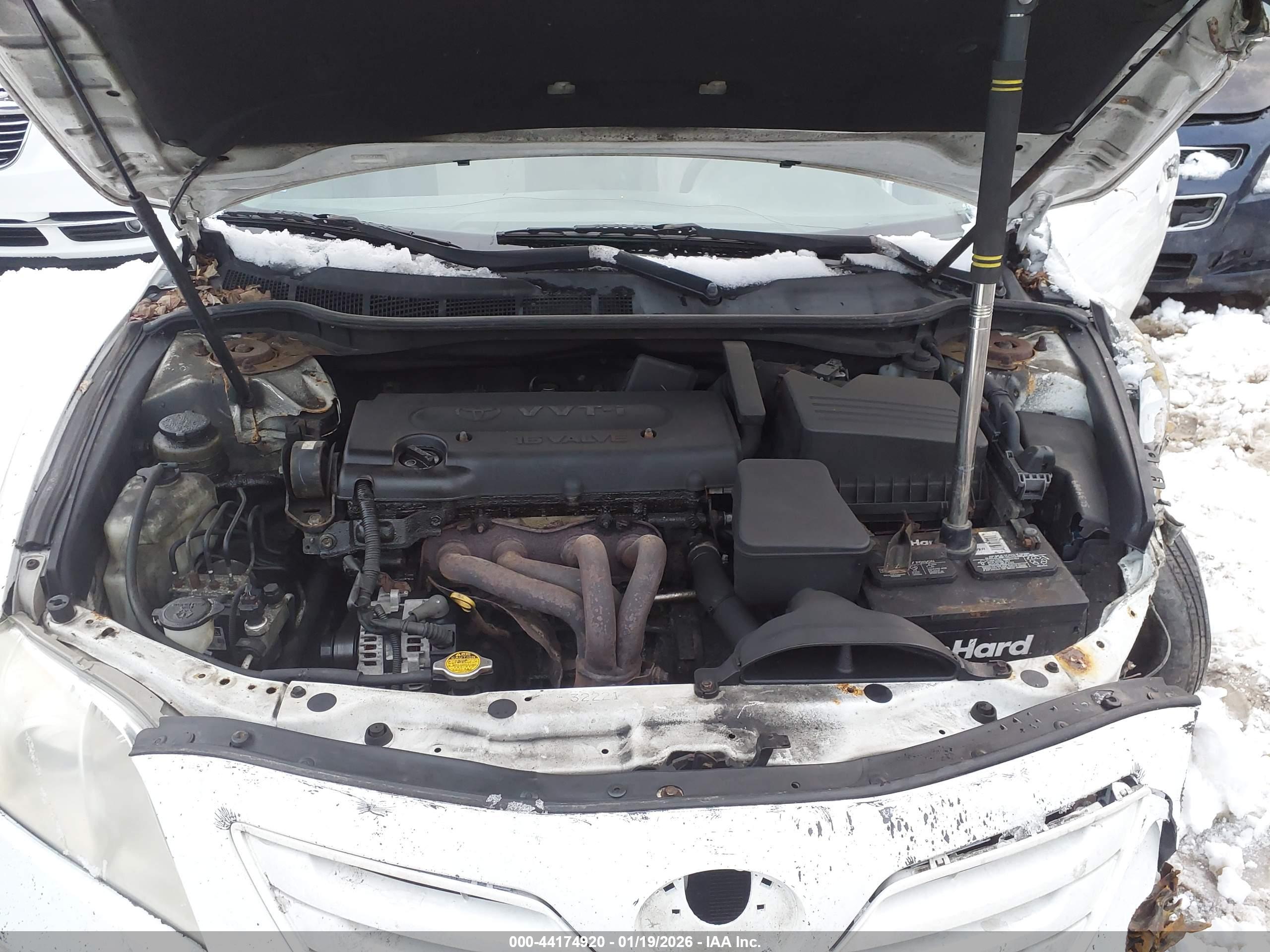 TOYOTA CAMRY image 10