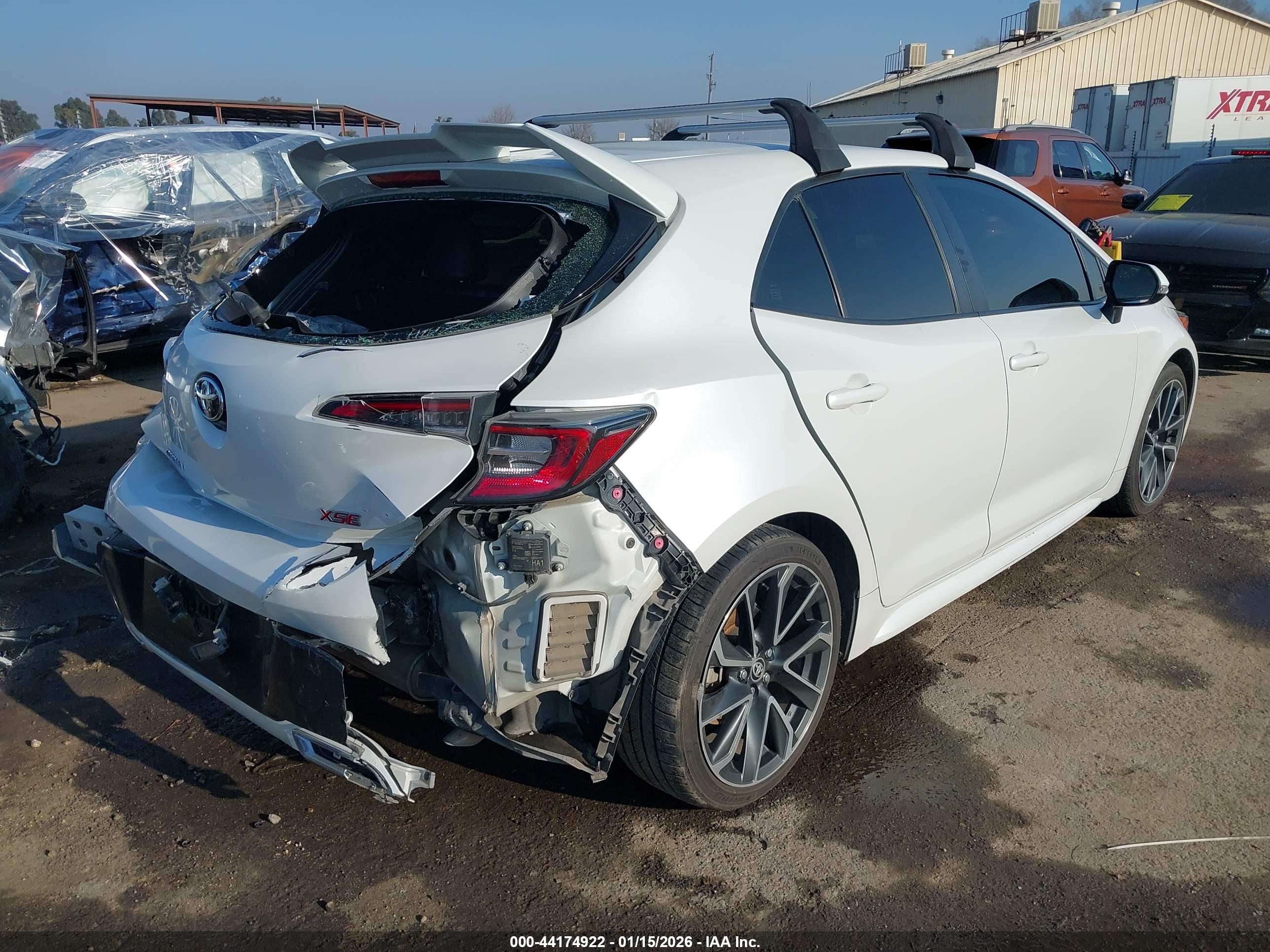 TOYOTA COROLLA image 4