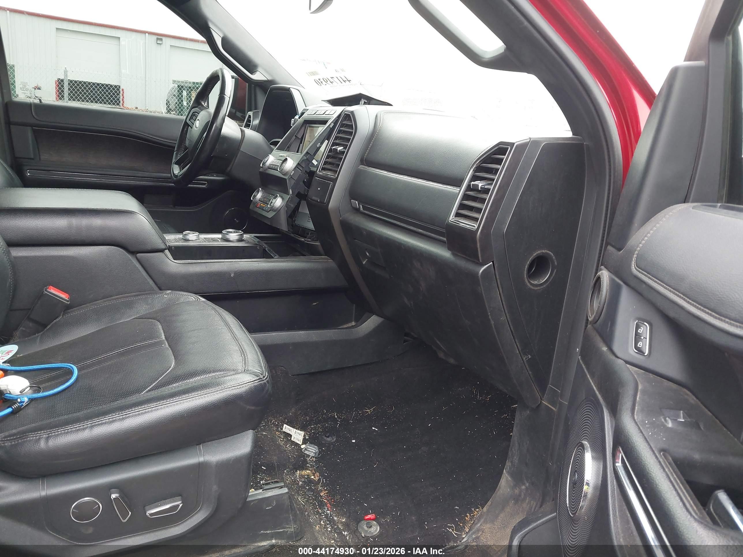 FORD EXPEDITION image 5