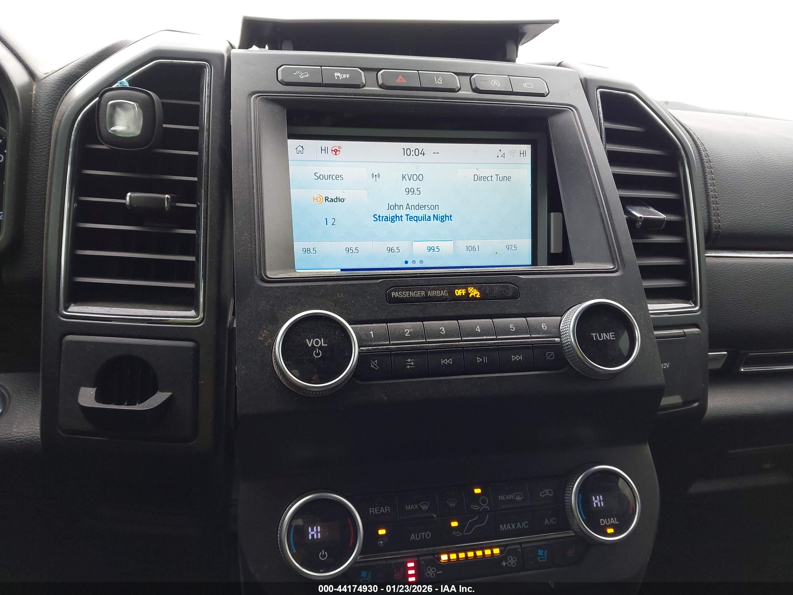 FORD EXPEDITION image 6