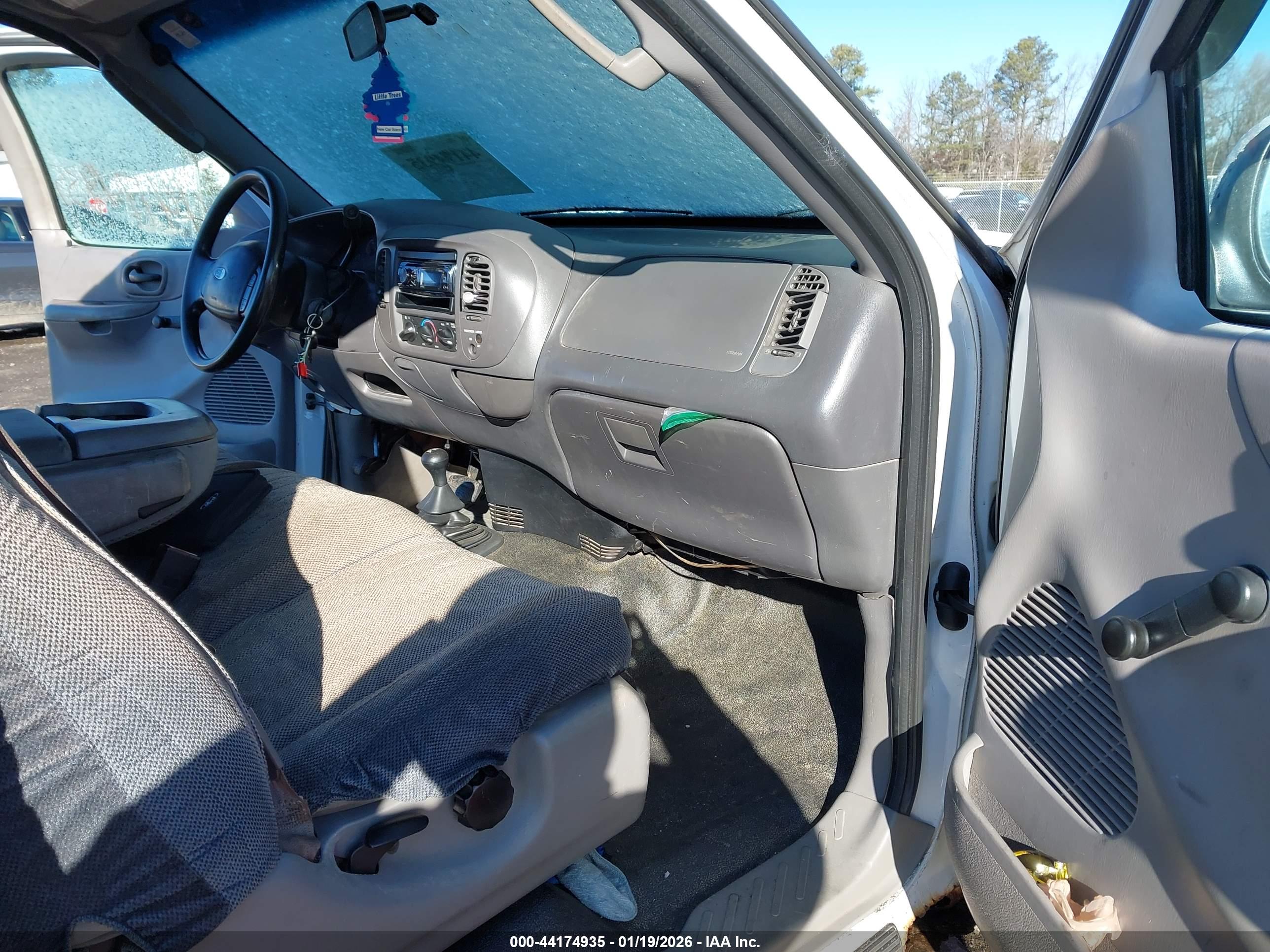 FORD F-150 image 5