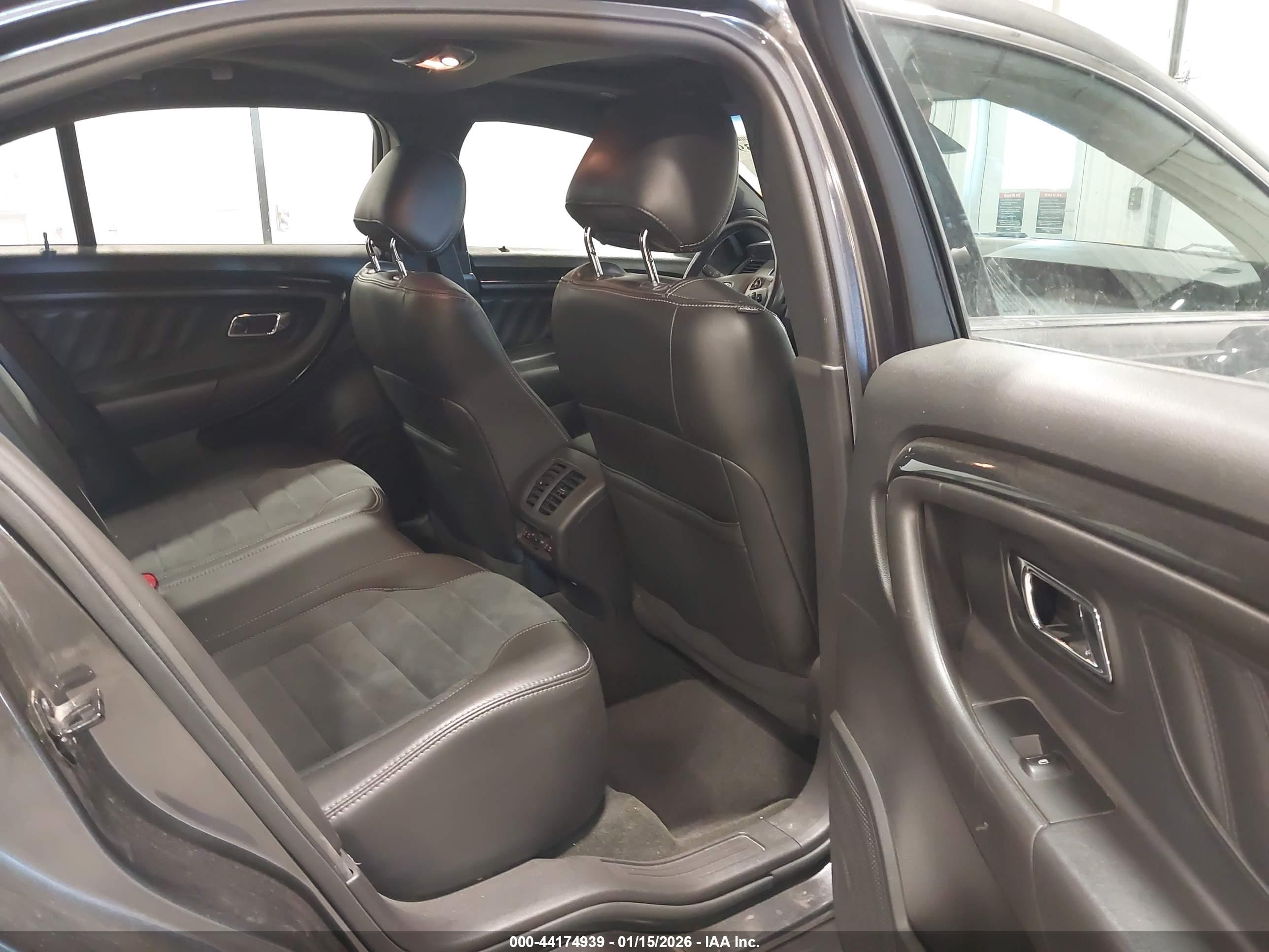 FORD TAURUS image 8
