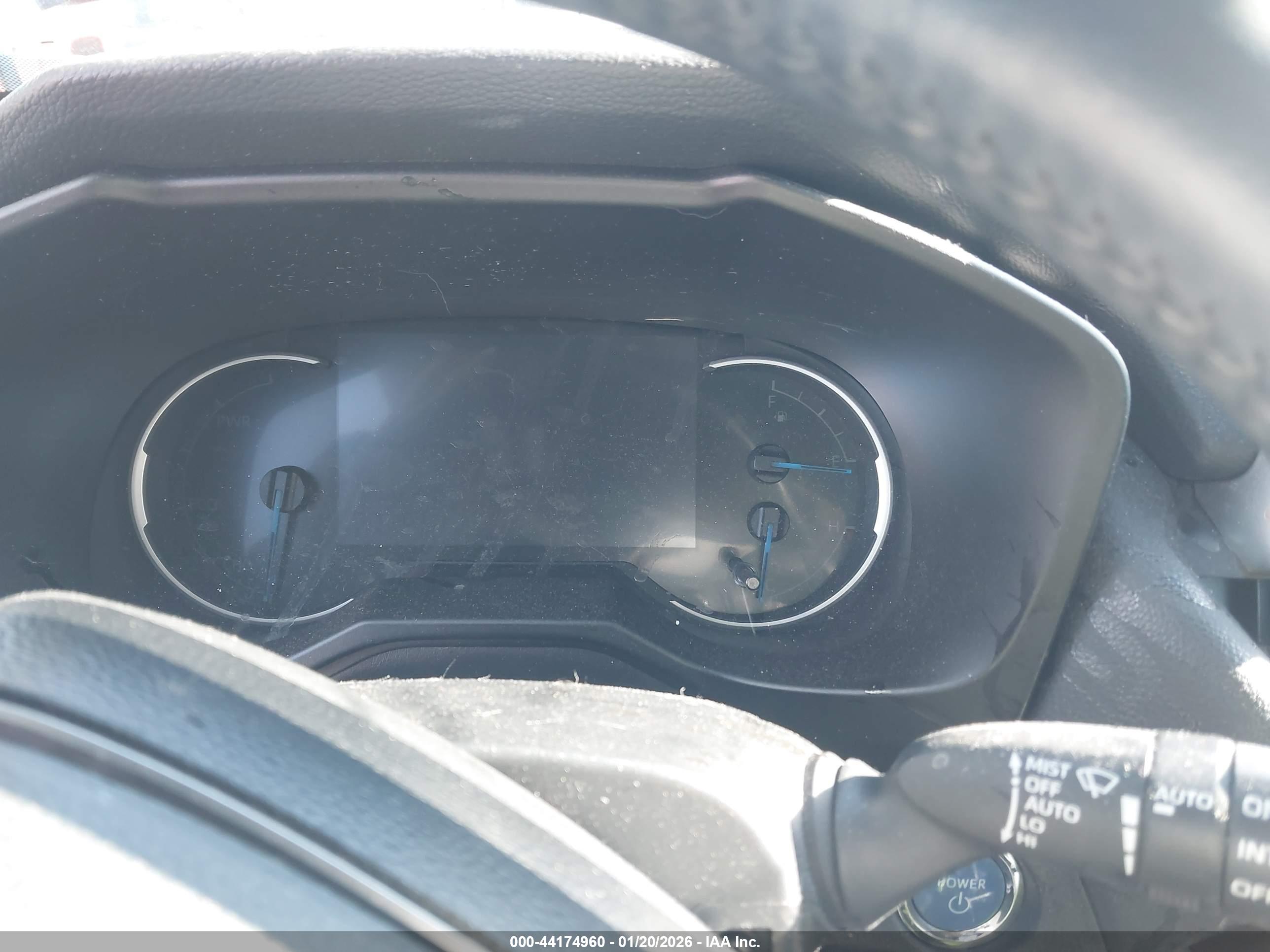 TOYOTA RAV4 image 7