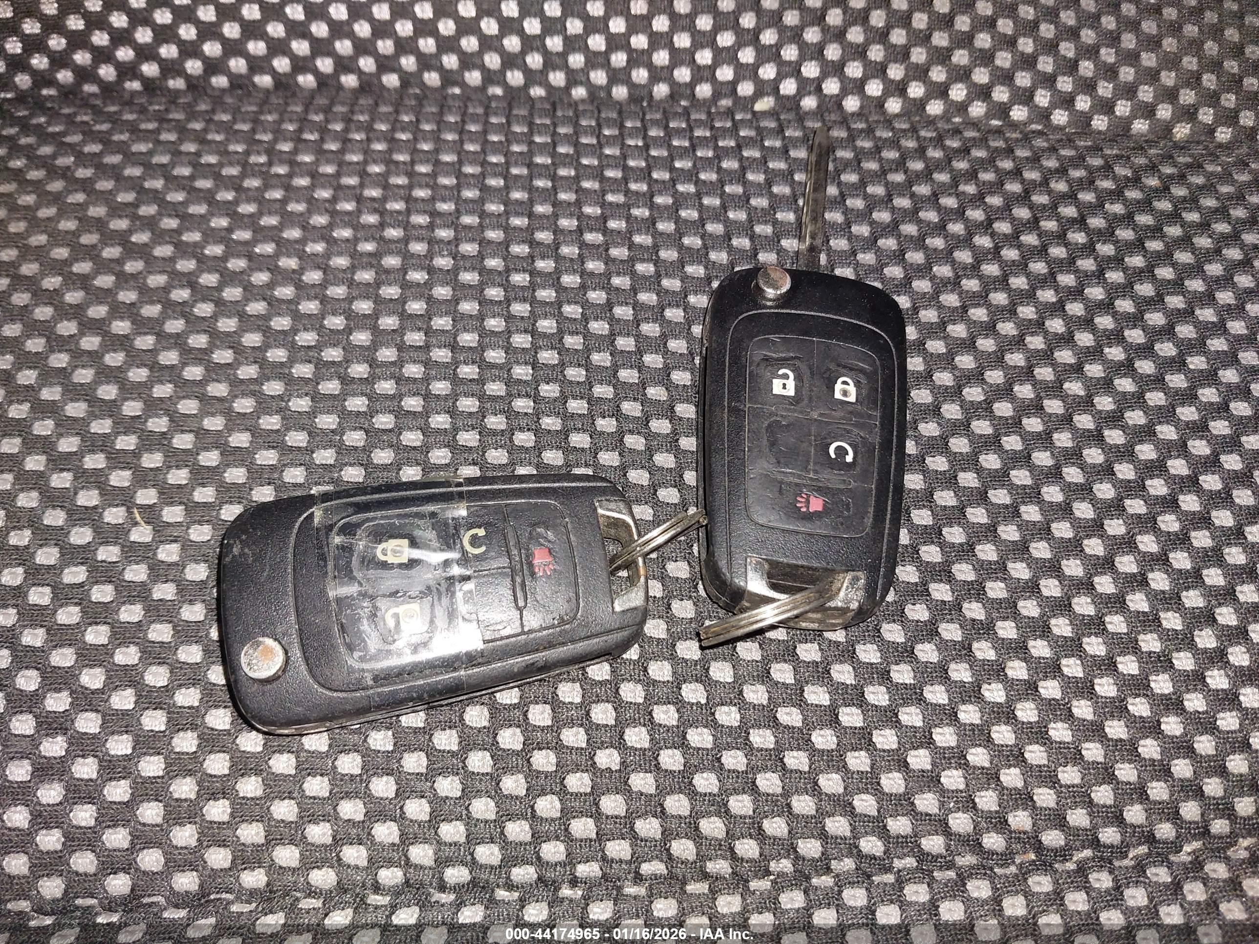 CHEVROLET EQUINOX image 11