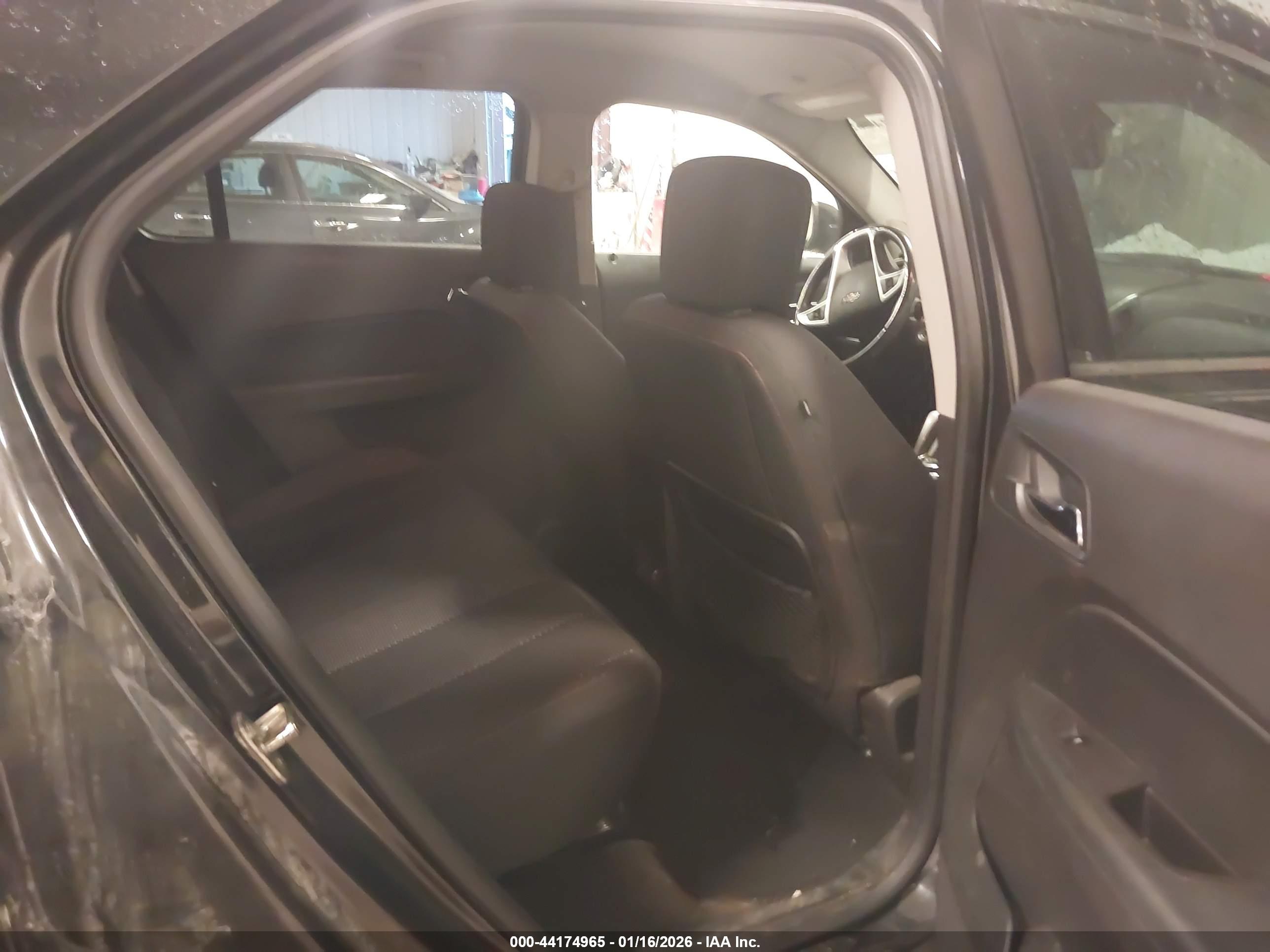CHEVROLET EQUINOX image 8
