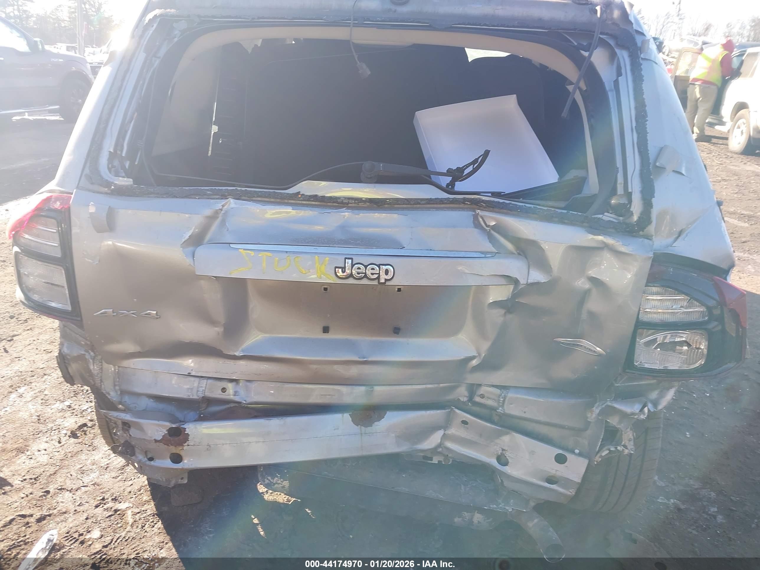 JEEP COMPASS image 6