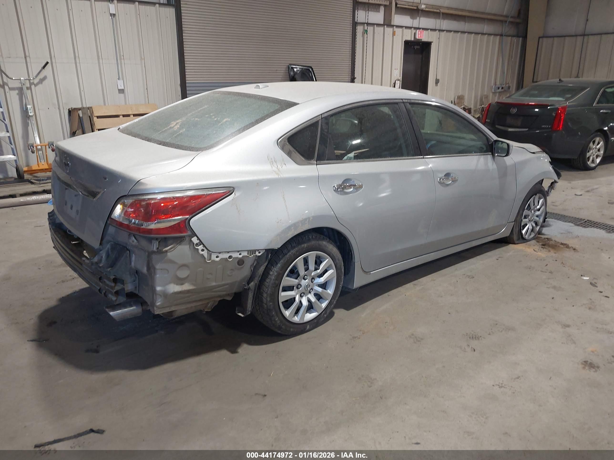 NISSAN ALTIMA image 4