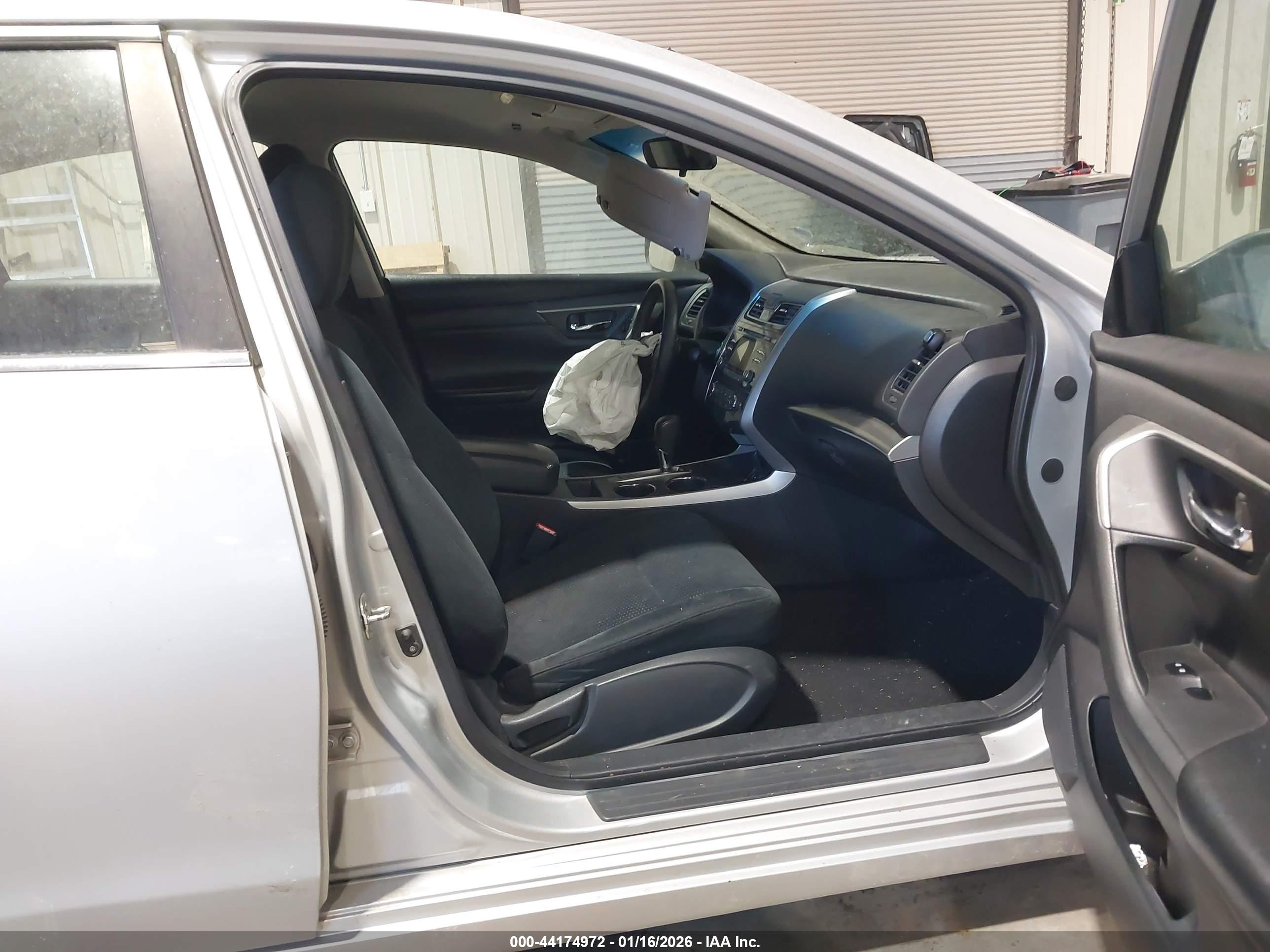 NISSAN ALTIMA image 5