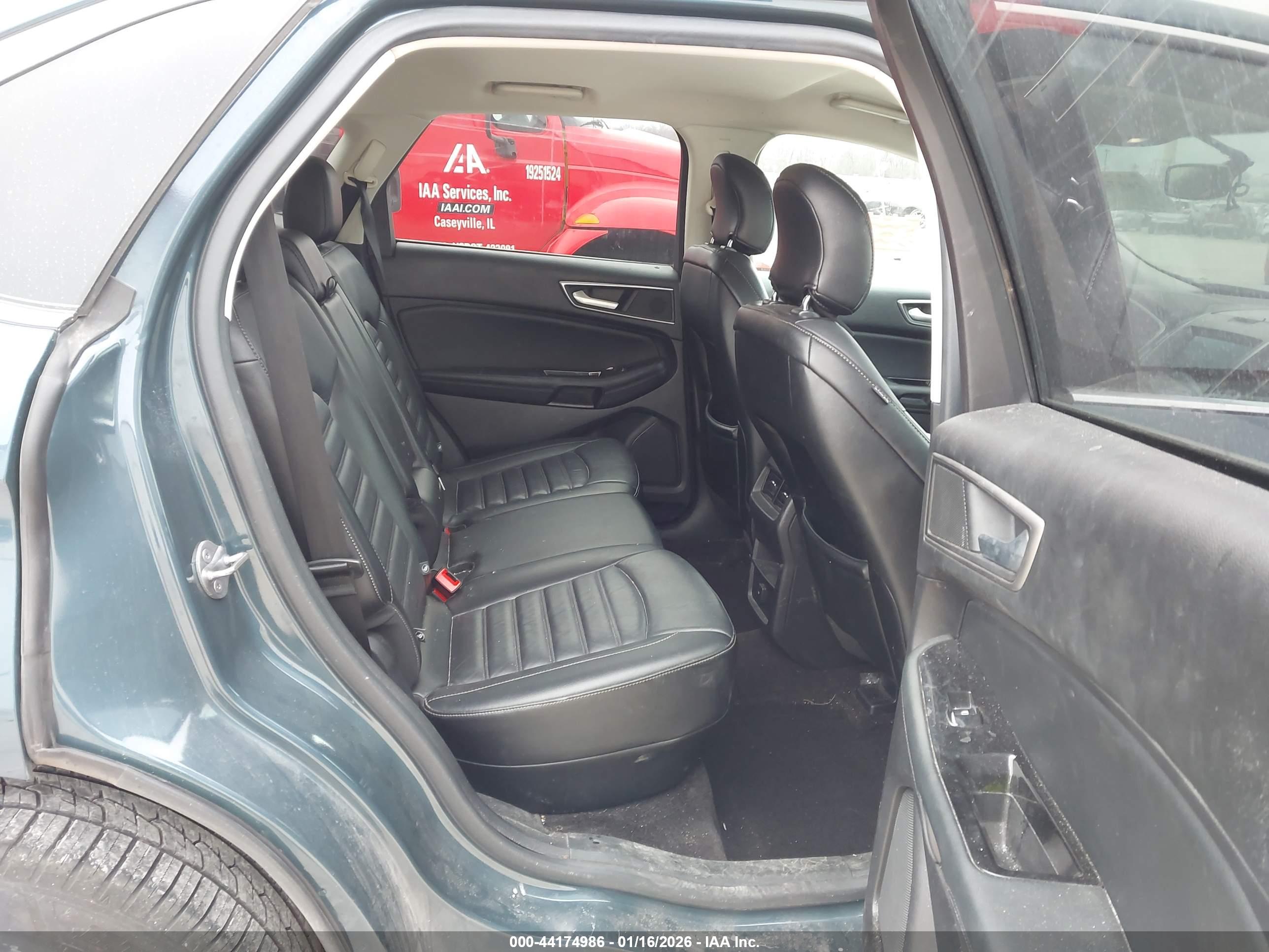 FORD EDGE image 8
