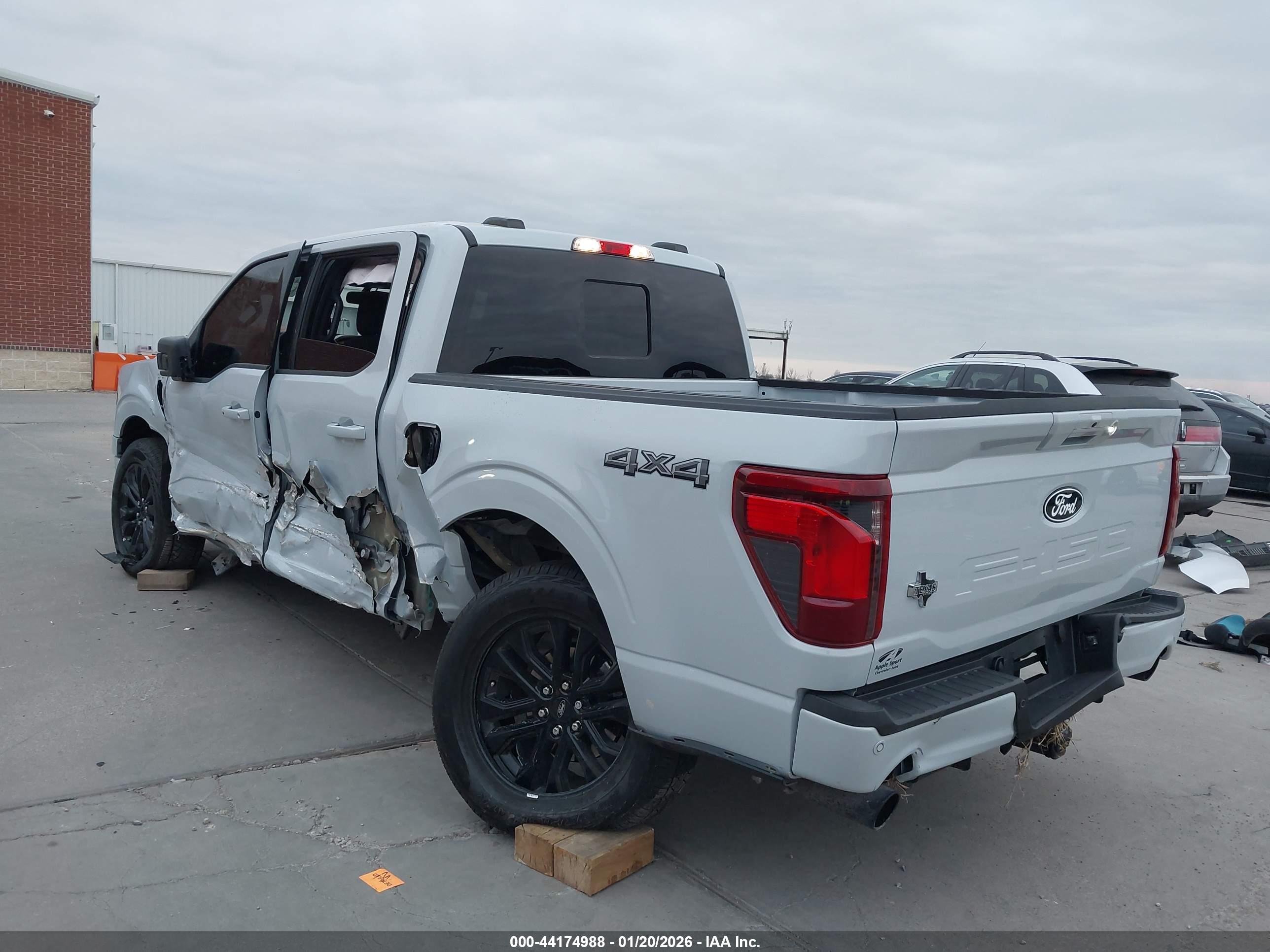 FORD F-150 image 3