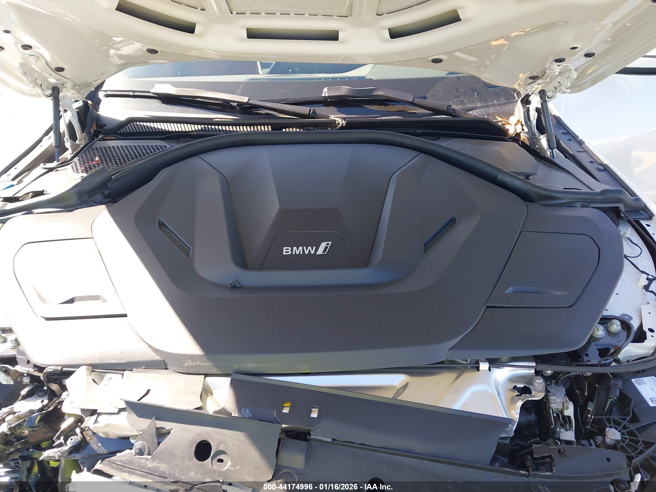 BMW I4 image 10