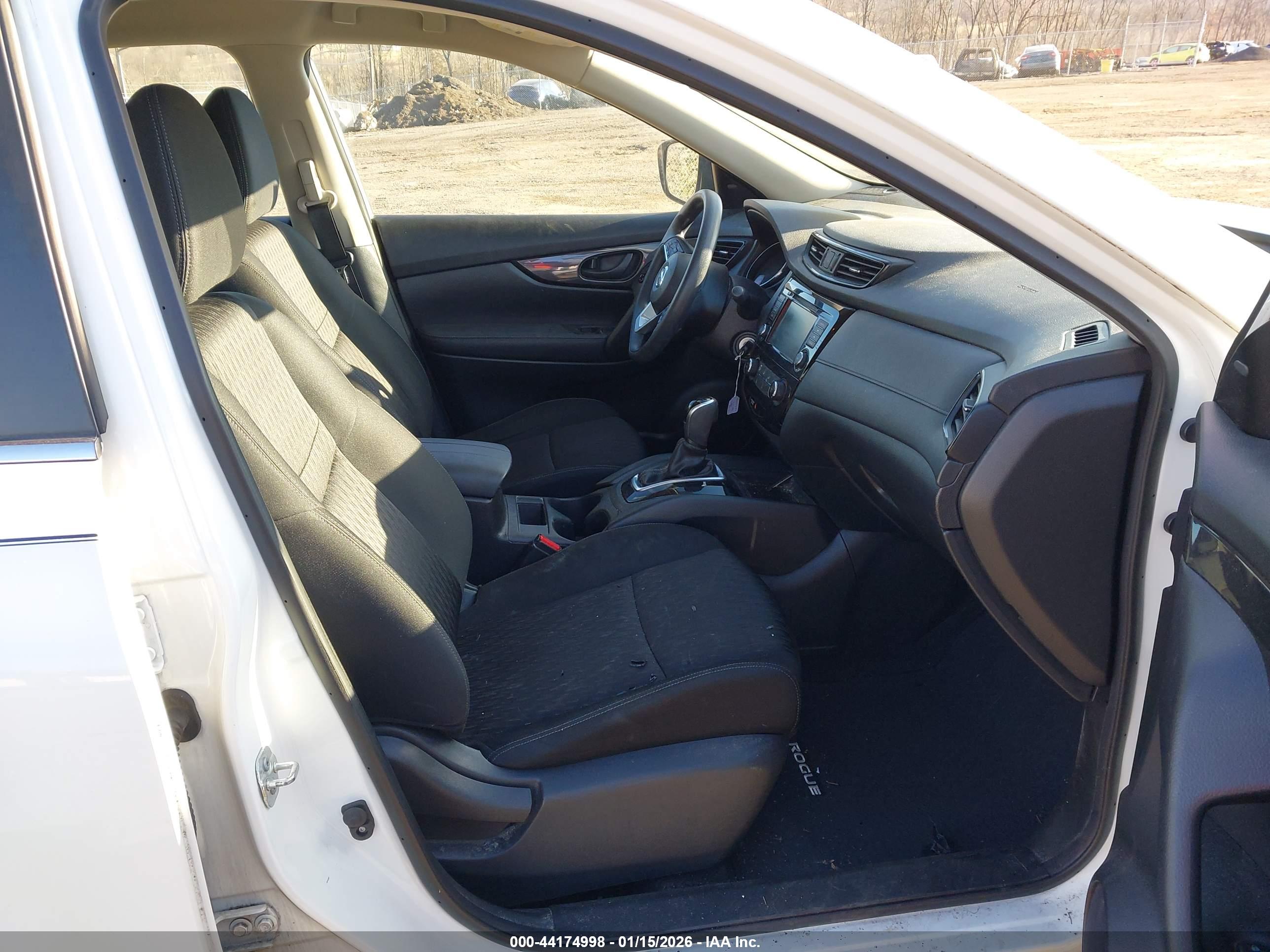 NISSAN ROGUE image 5