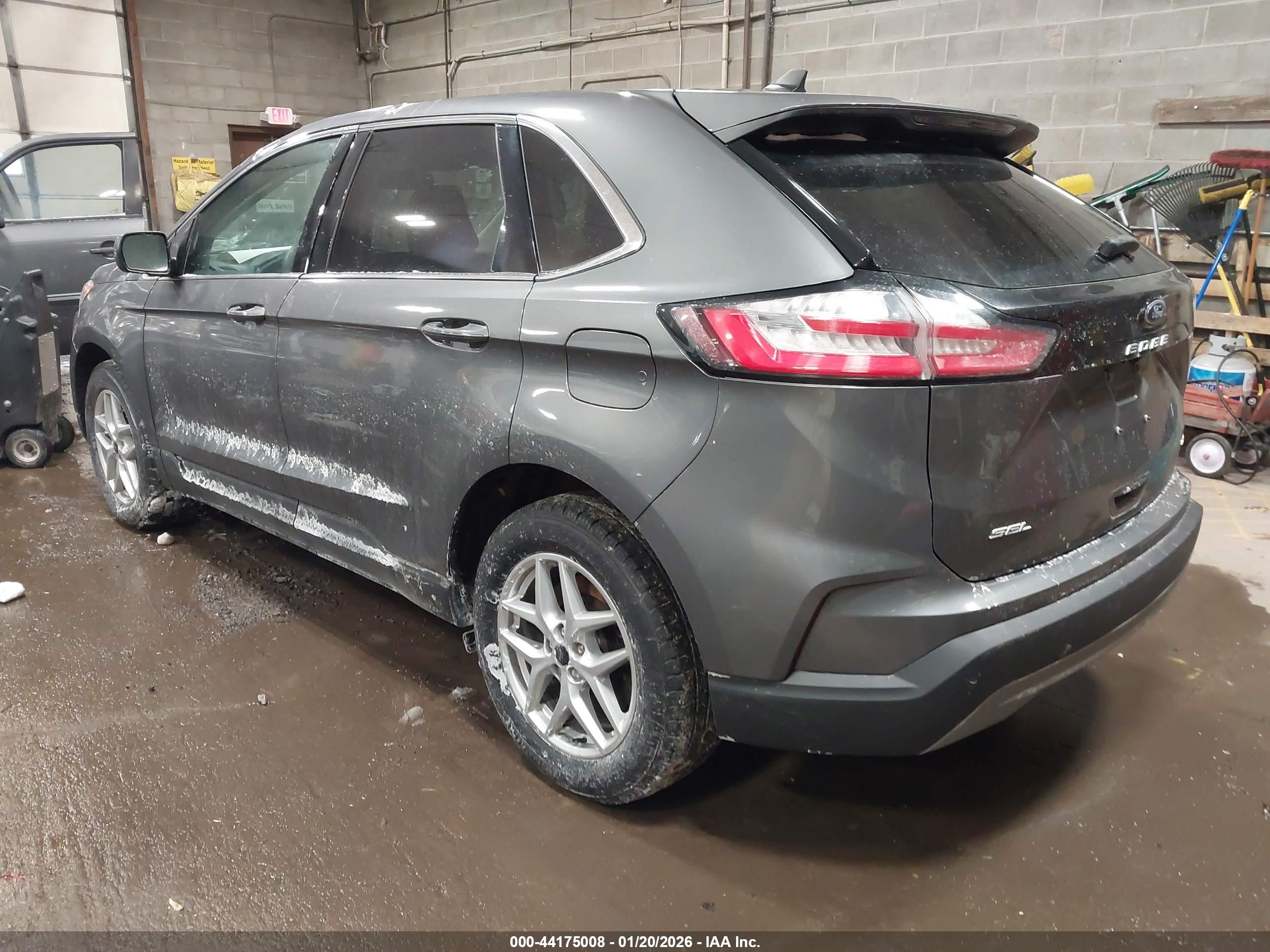FORD EDGE image 3