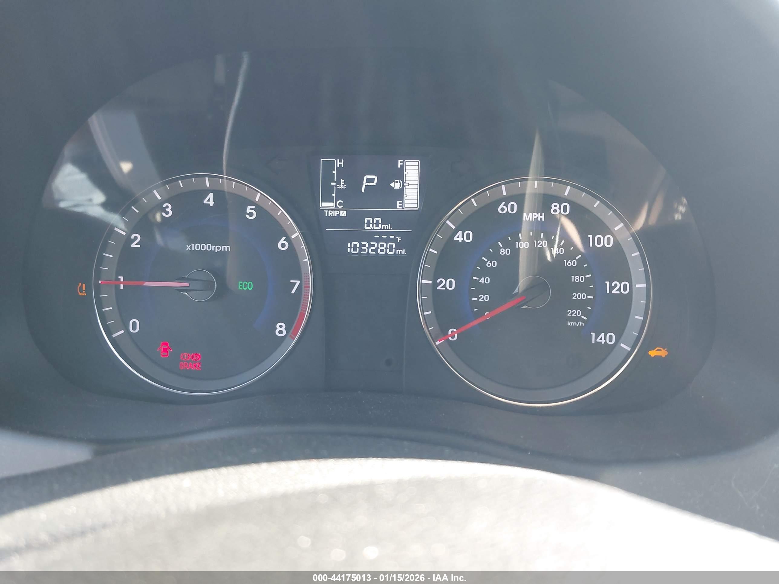 HYUNDAI ACCENT image 7