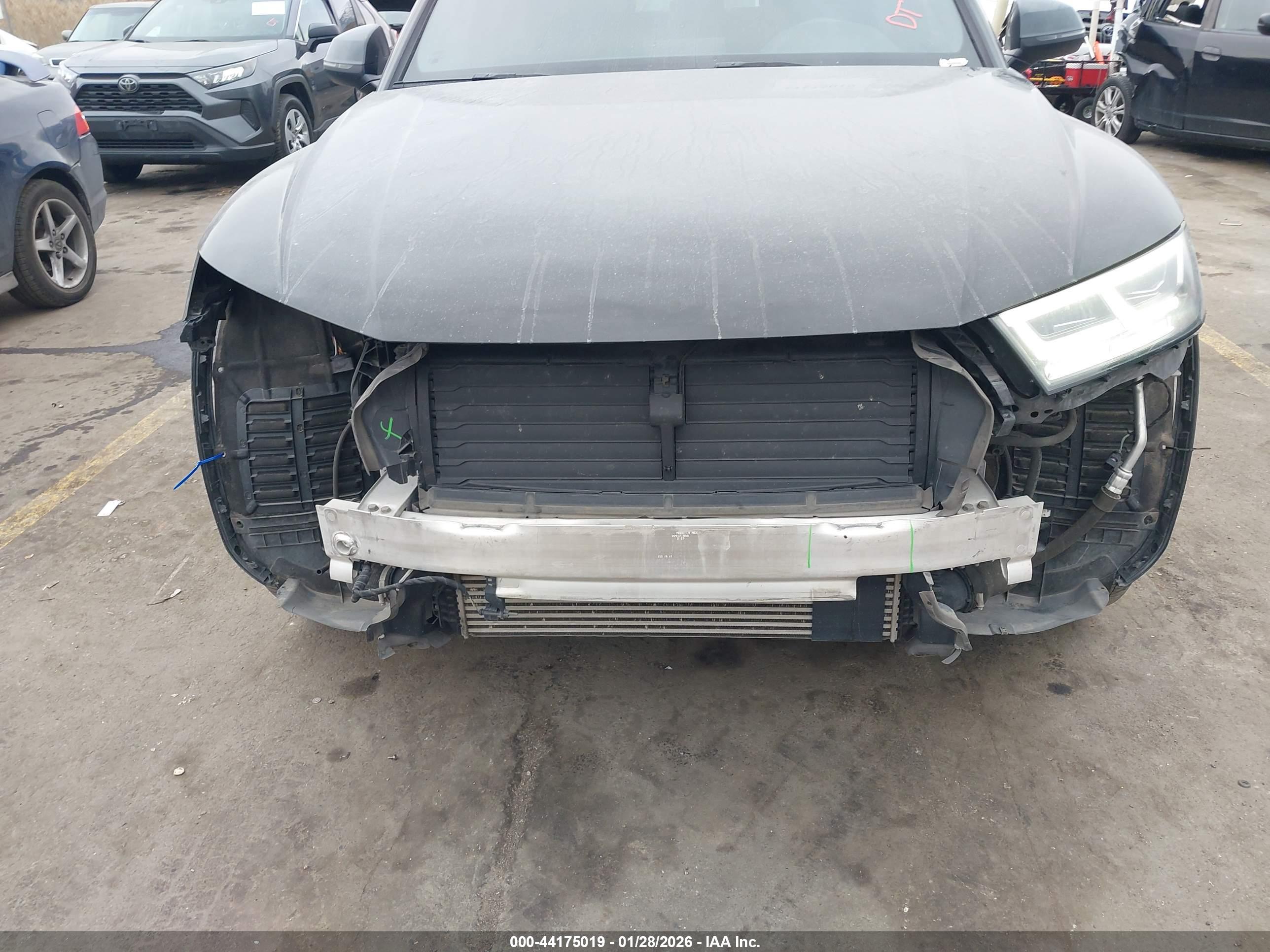 AUDI Q5 image 6