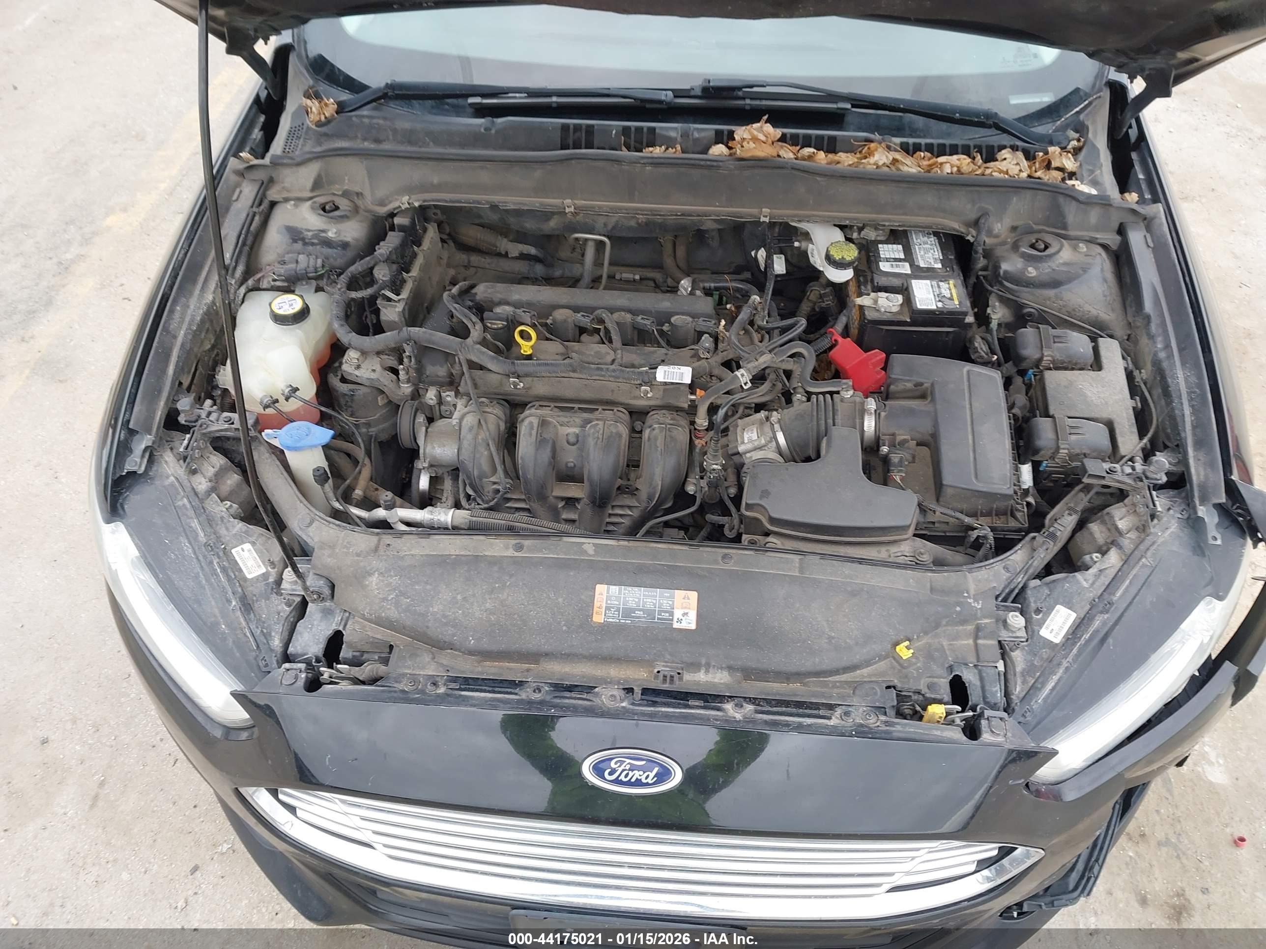 FORD FUSION image 10