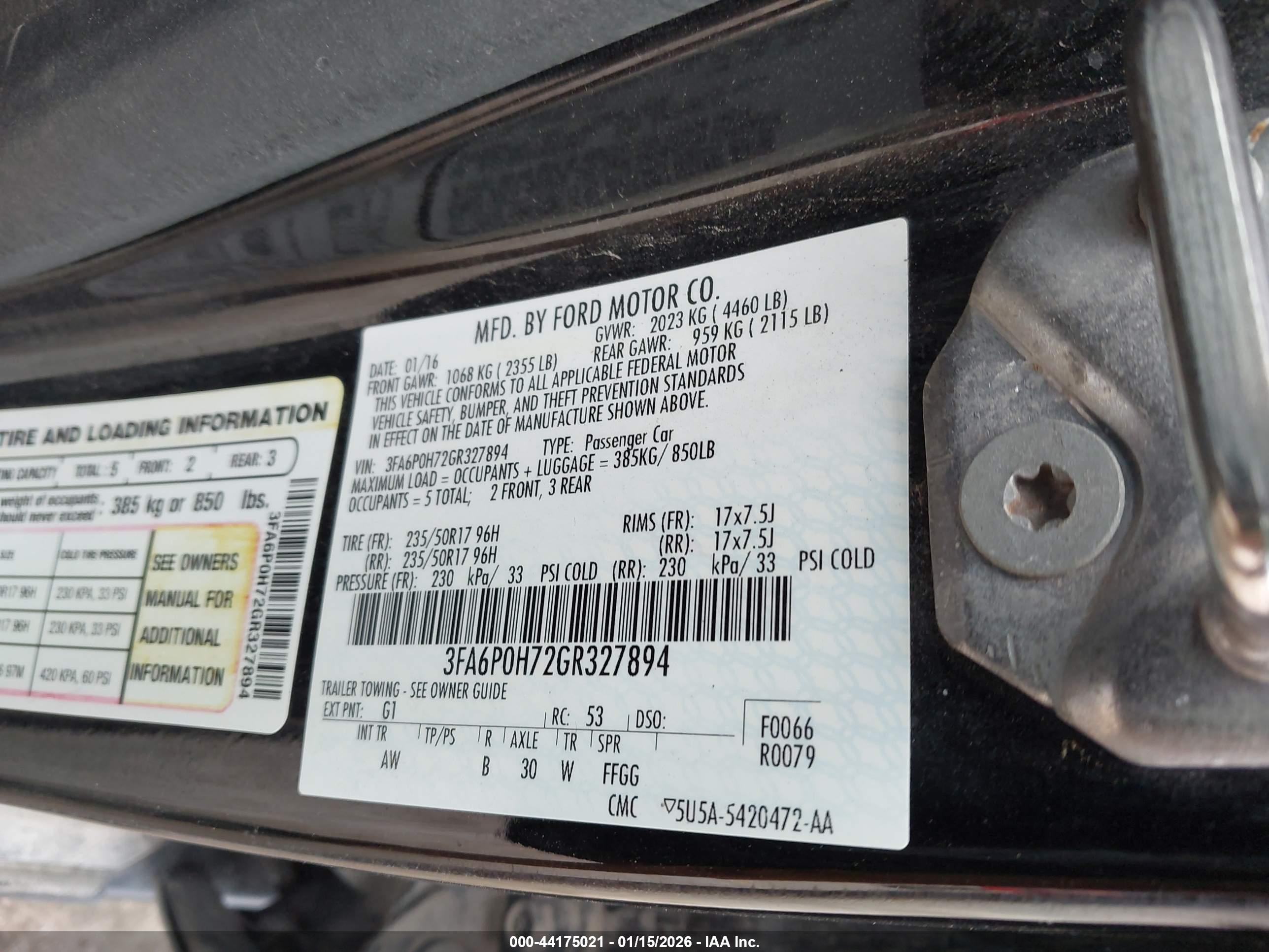 FORD FUSION image 9