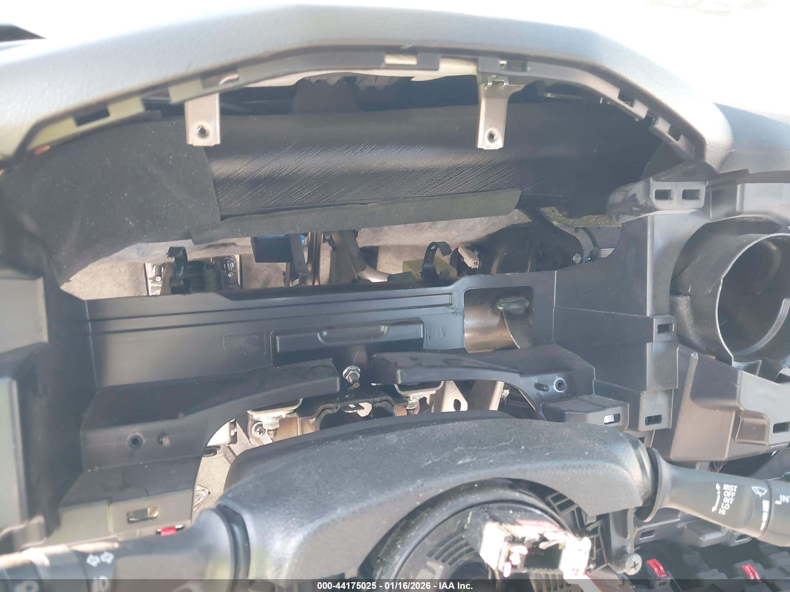 TOYOTA TACOMA image 7