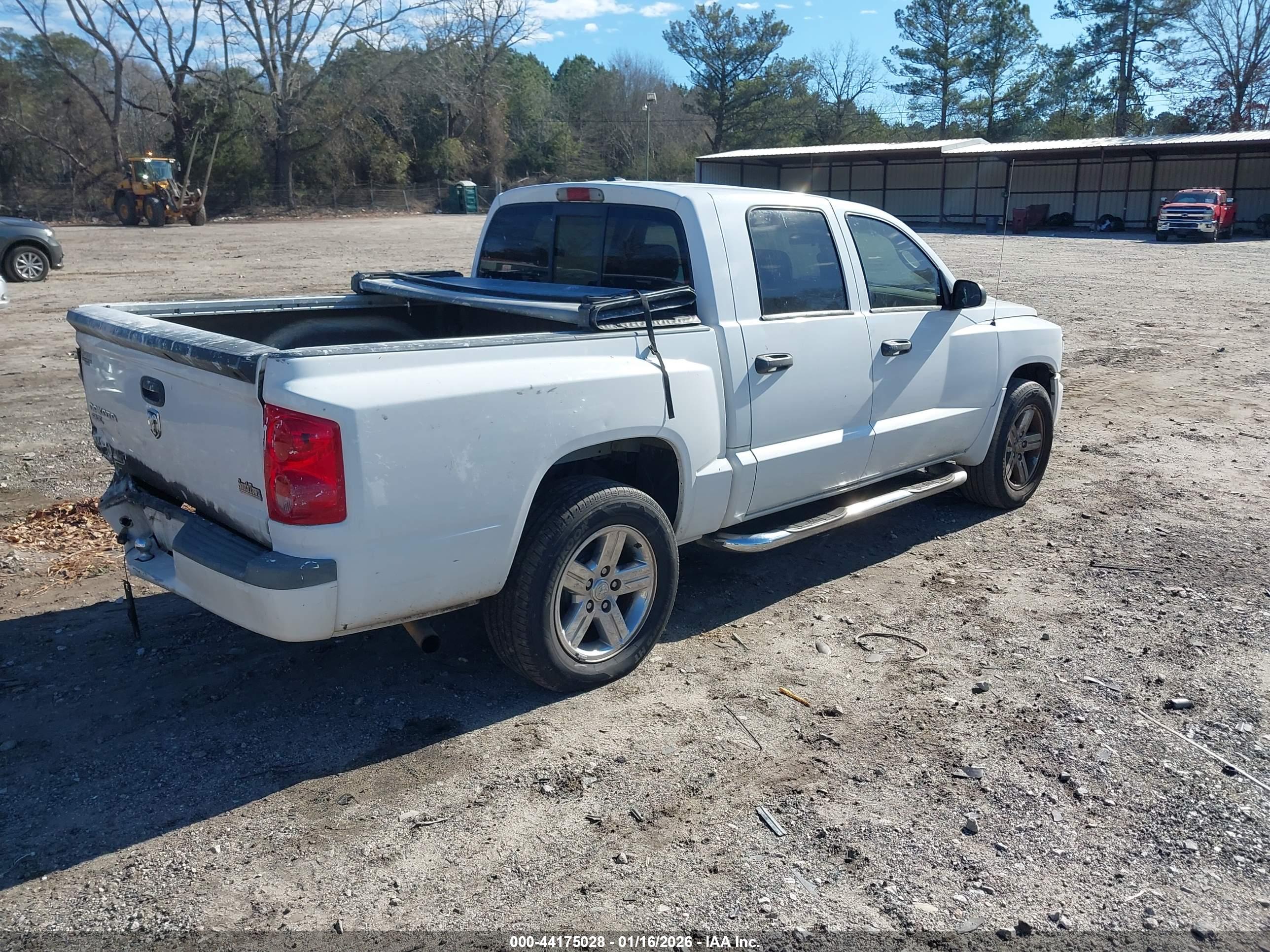 DODGE DAKOTA image 4