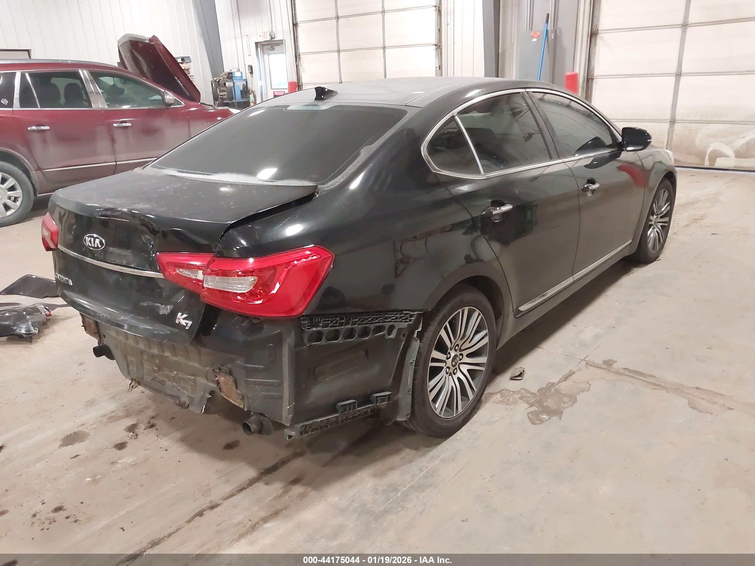 KIA CADENZA image 4