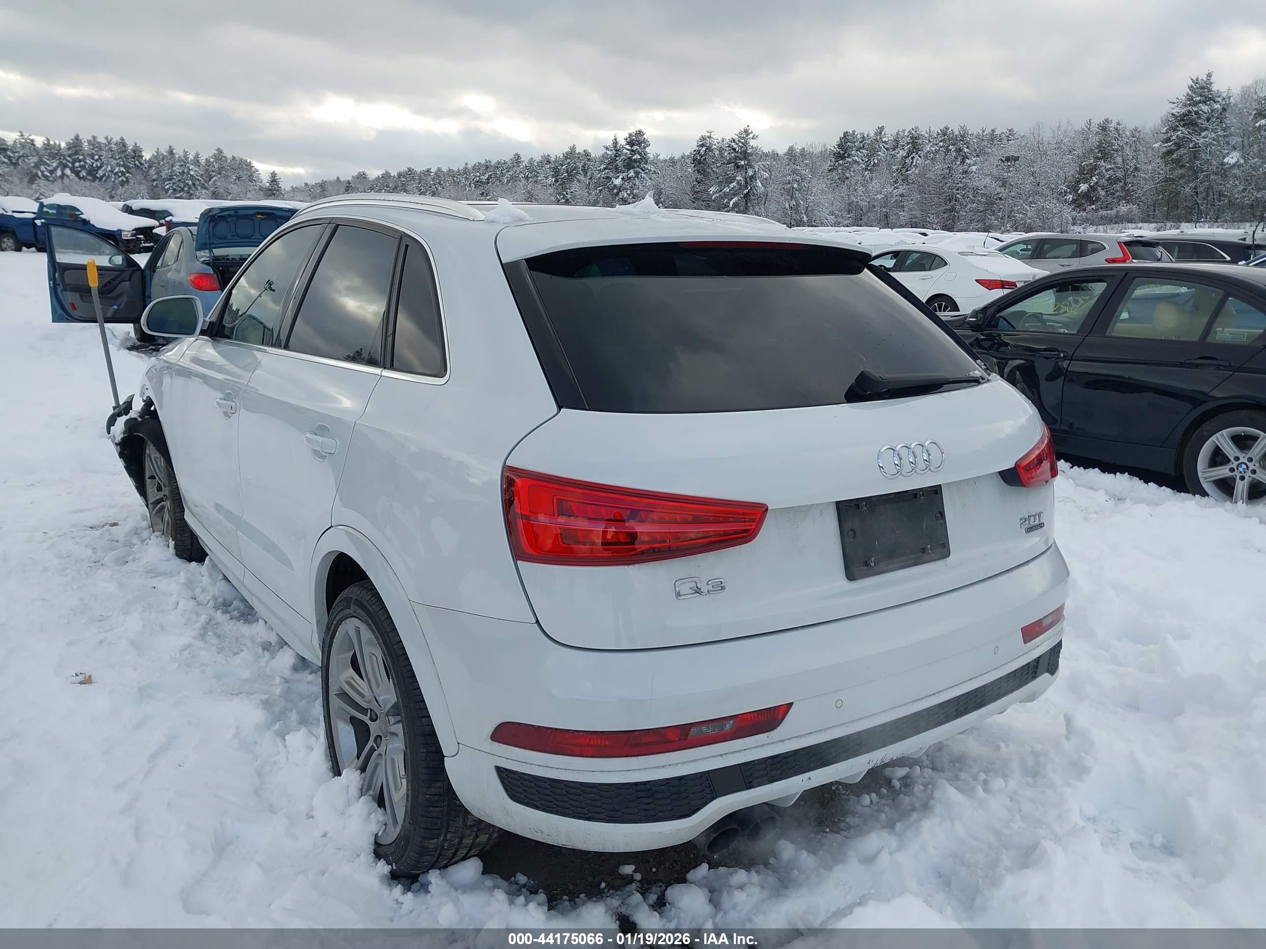 AUDI Q3 image 3