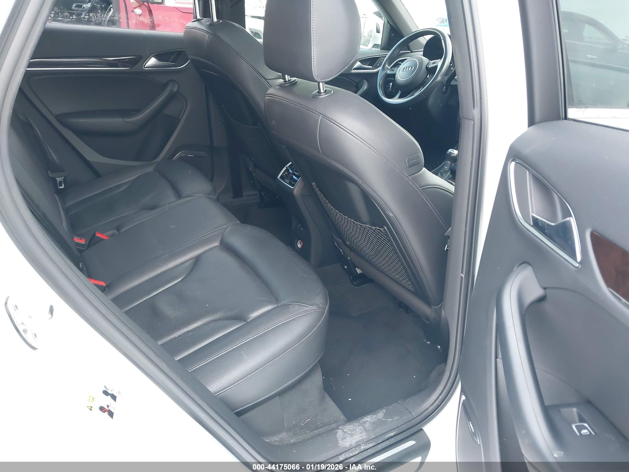 AUDI Q3 image 8