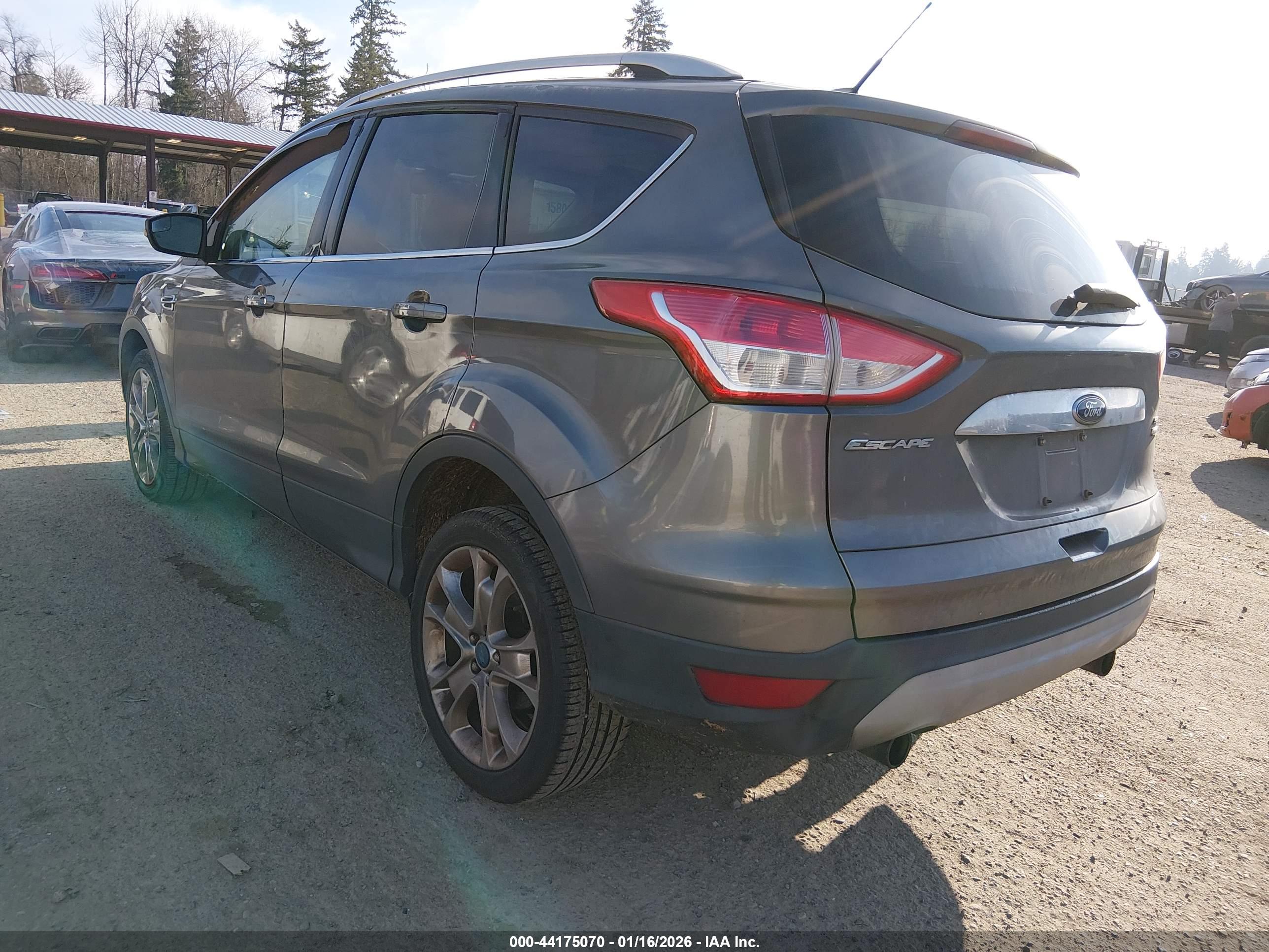 FORD ESCAPE image 3