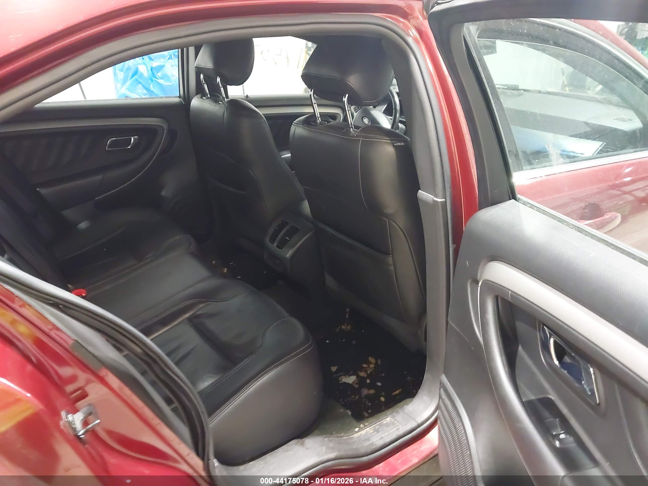 FORD TAURUS image 8