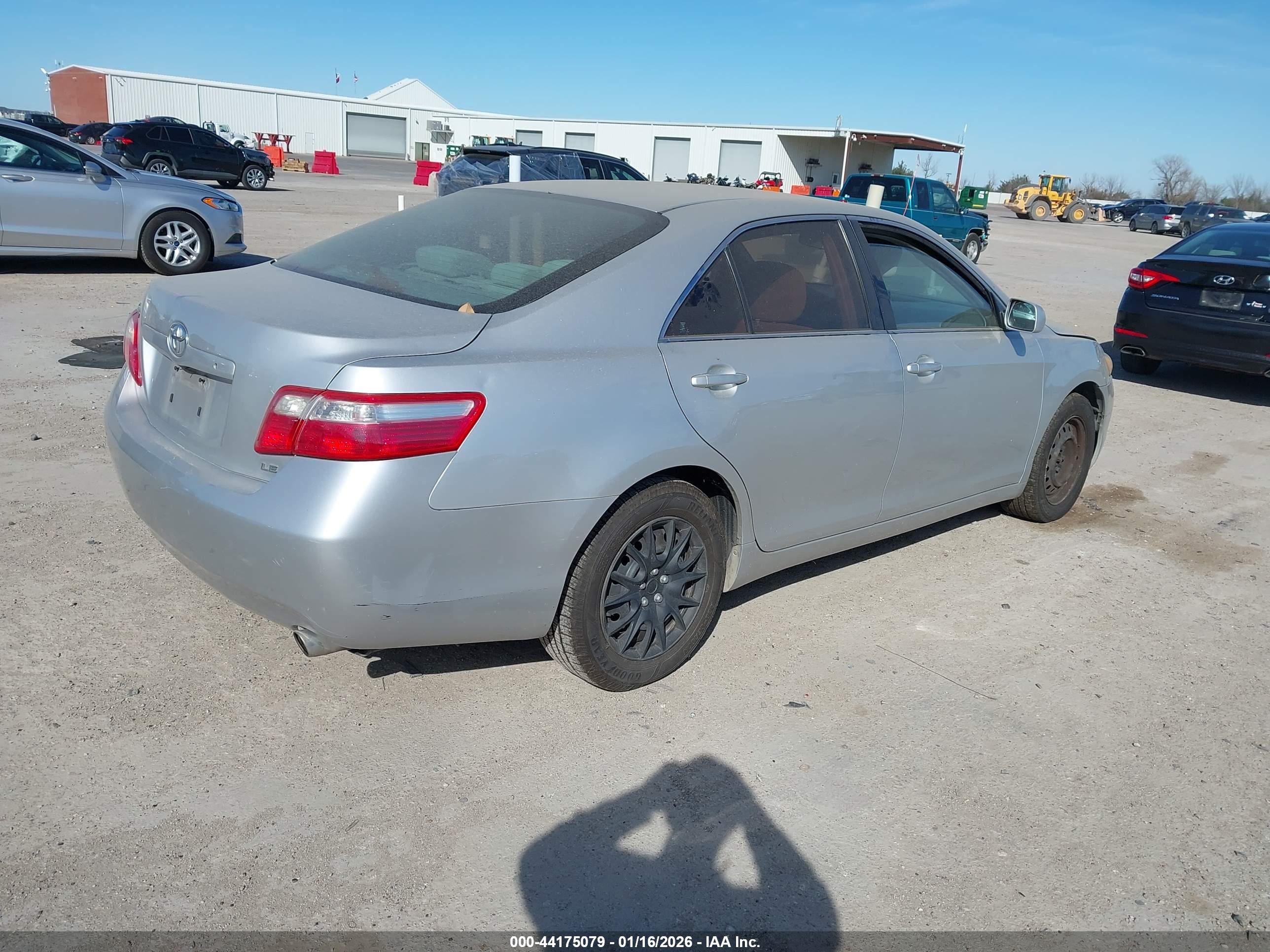 TOYOTA CAMRY image 4