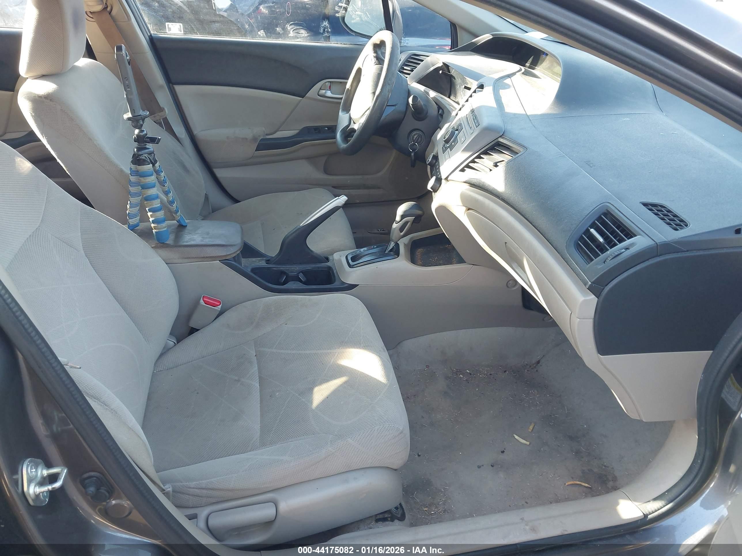 HONDA CIVIC image 5