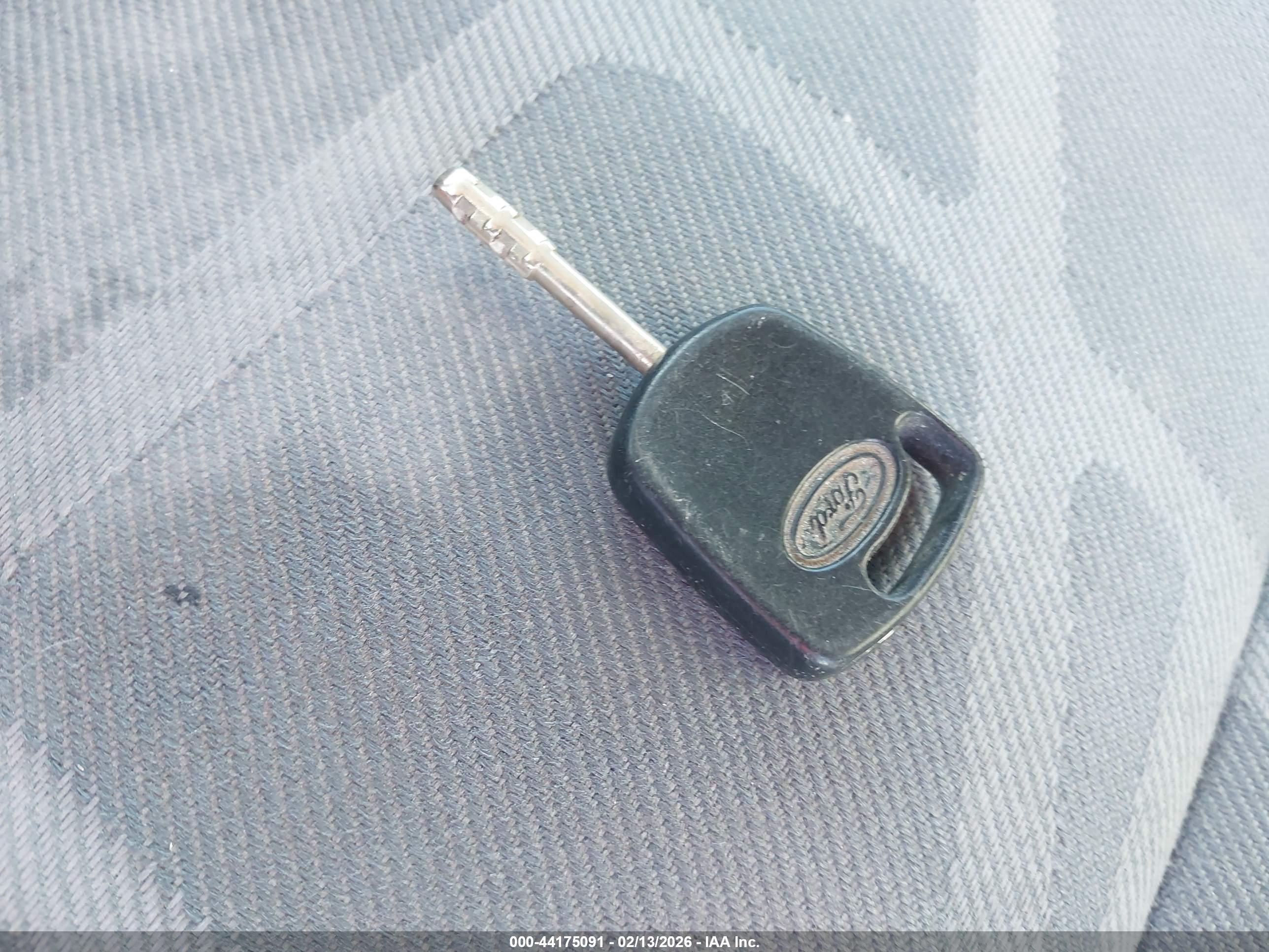 FORD TRANSIT image 11