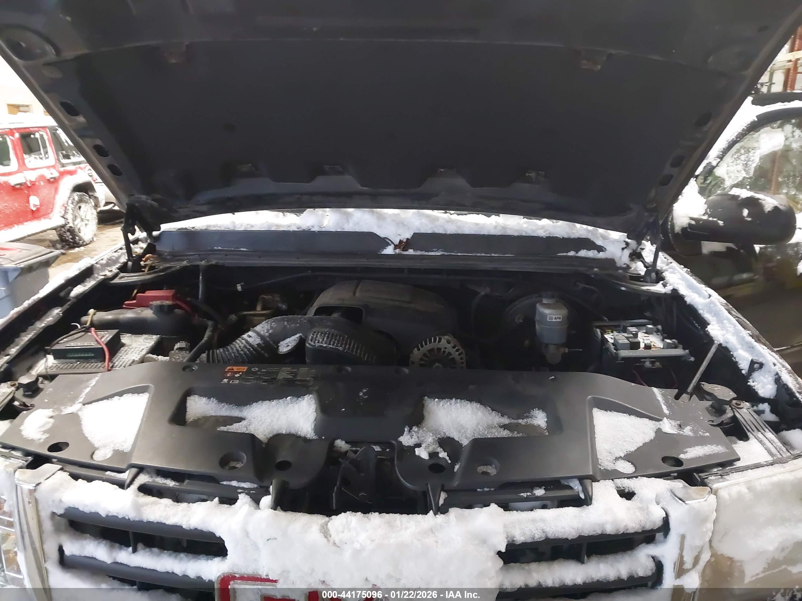 GMC SIERRA image 10