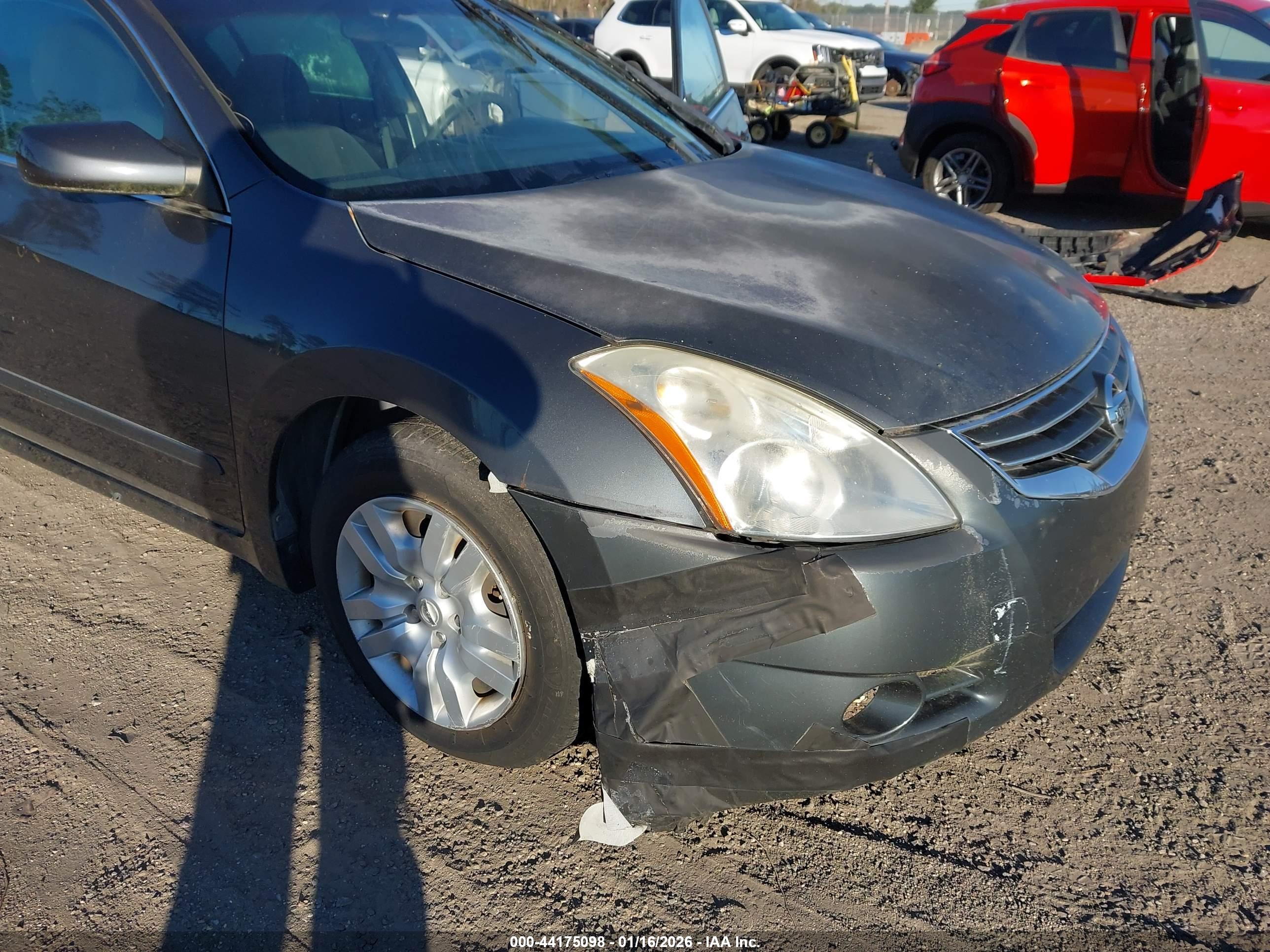 NISSAN ALTIMA image 6