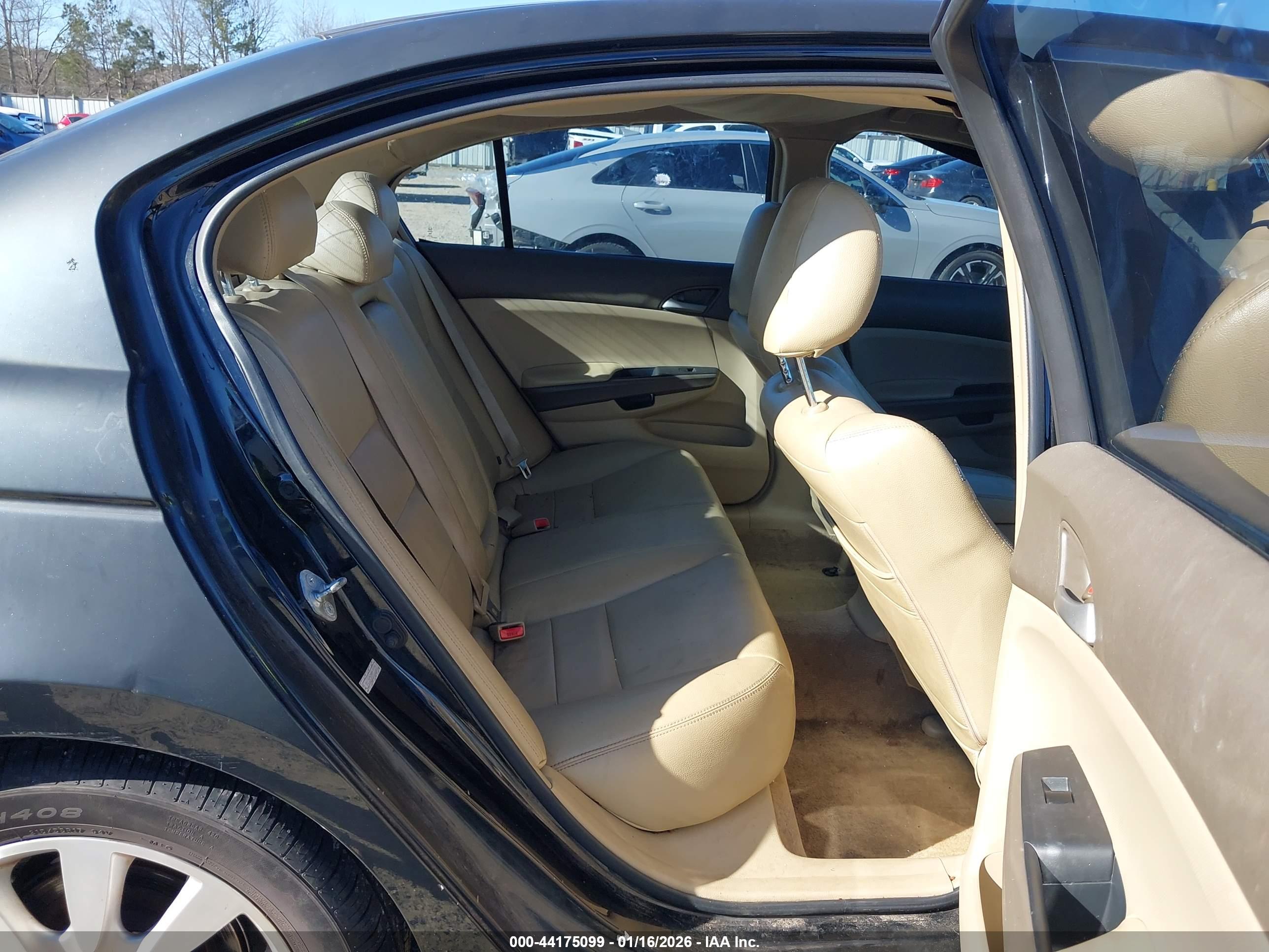 HONDA ACCORD image 8