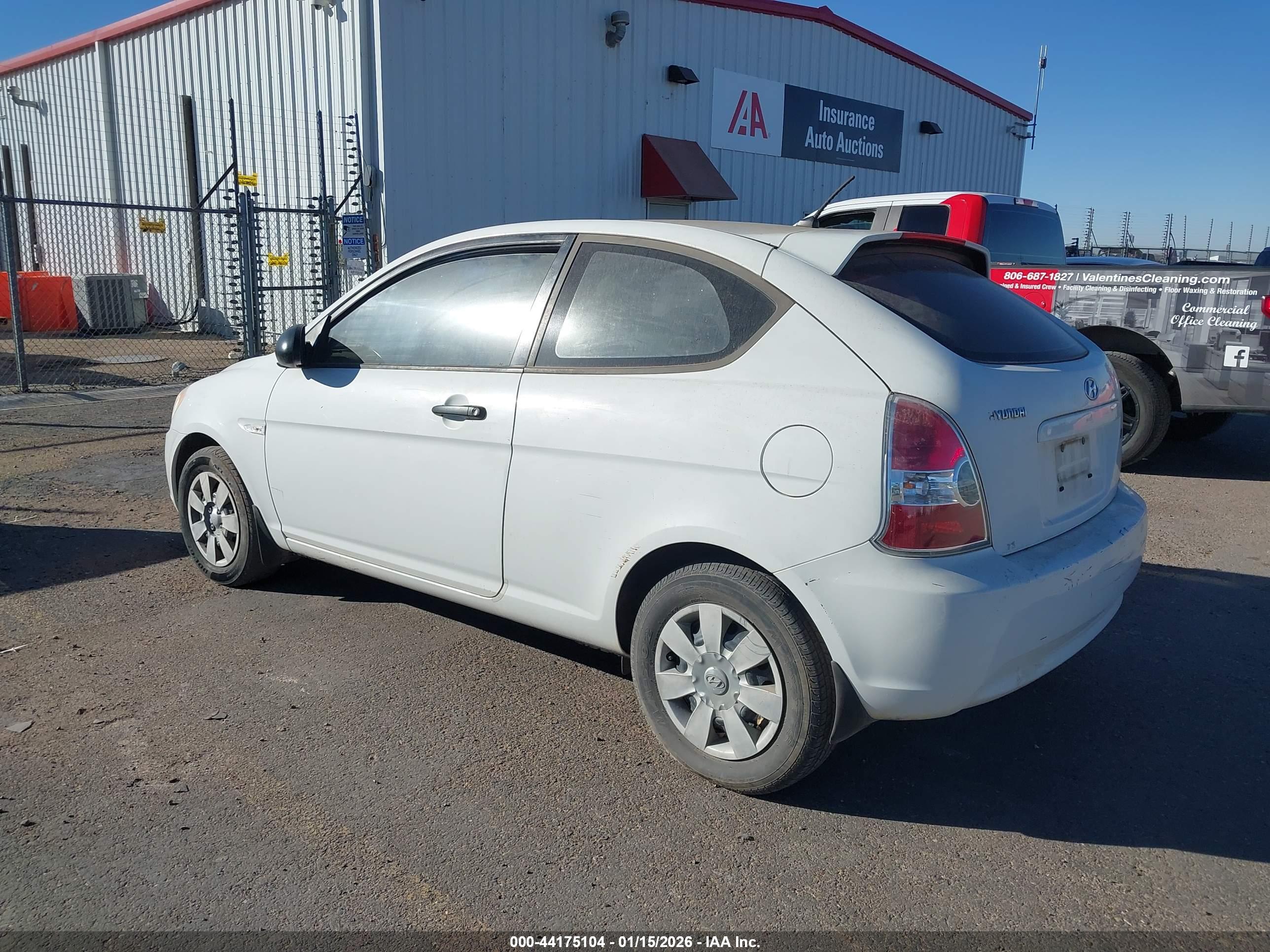 HYUNDAI ACCENT image 3
