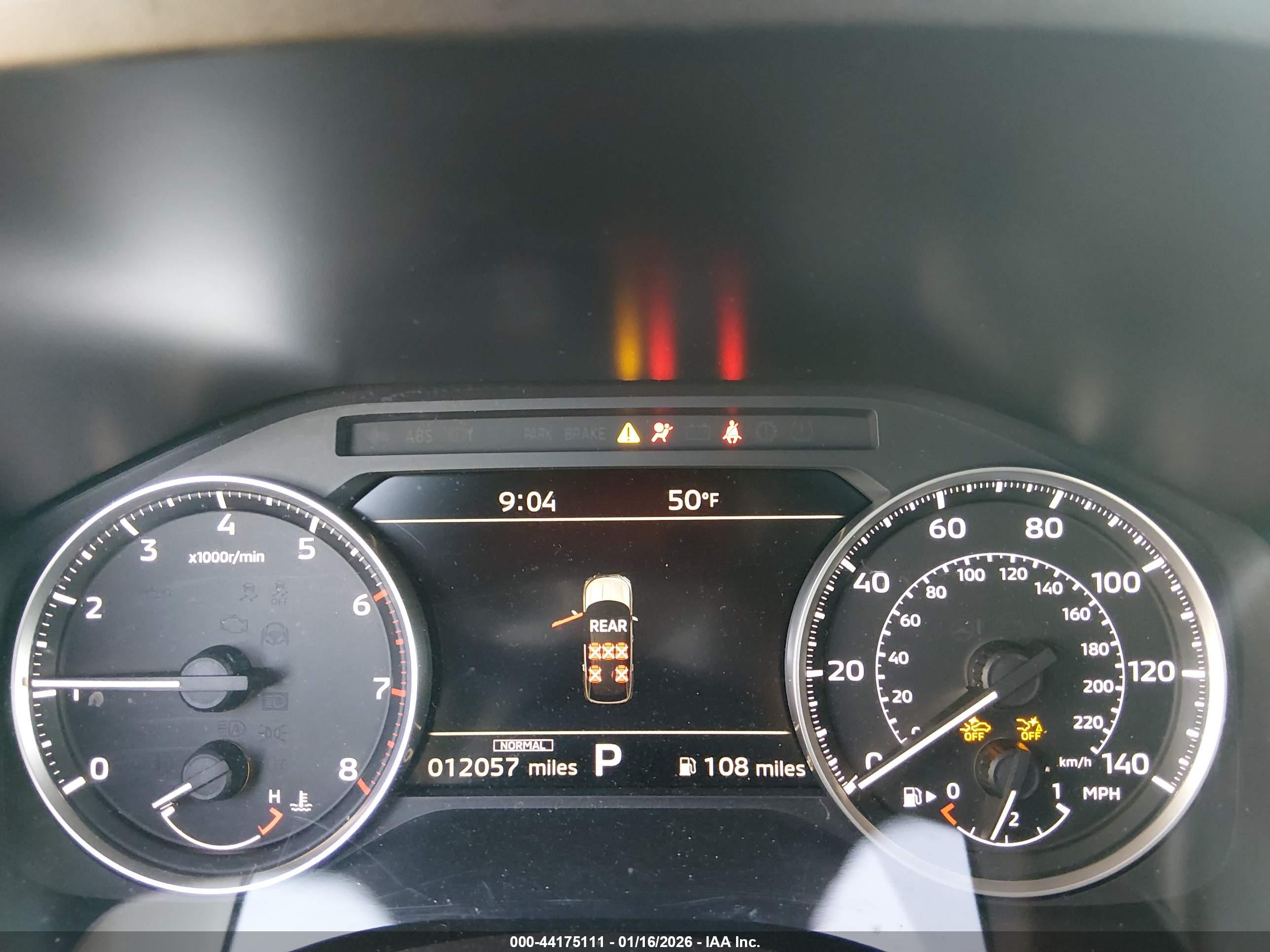 MITSUBISHI OUTLANDER image 7